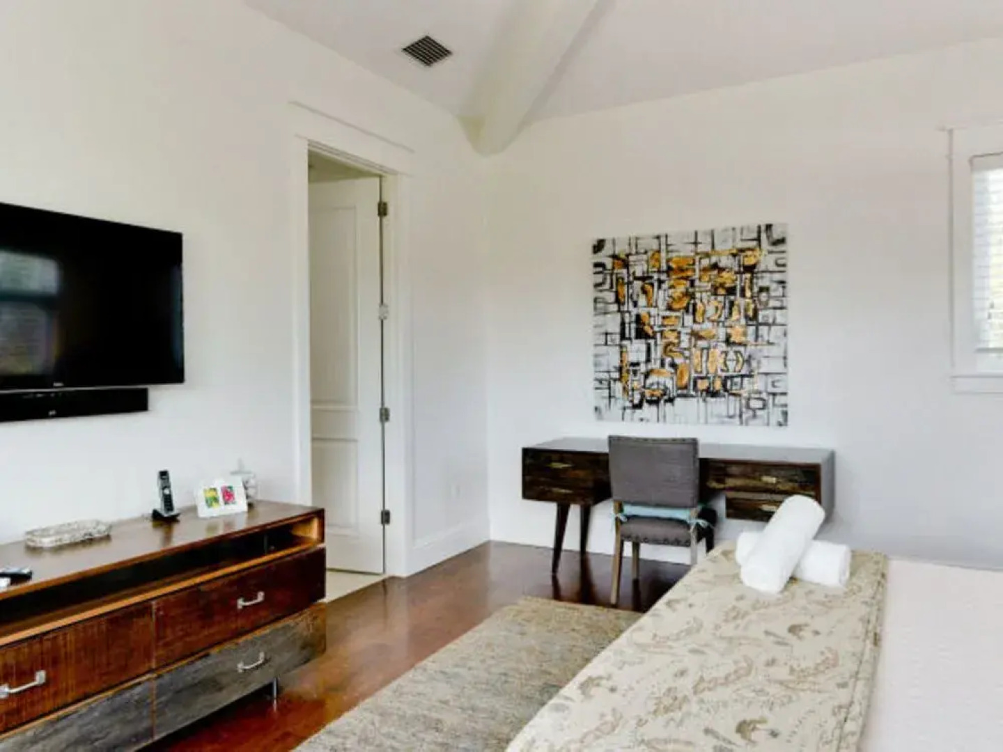 Casa Bonita 230 Oak Avenue