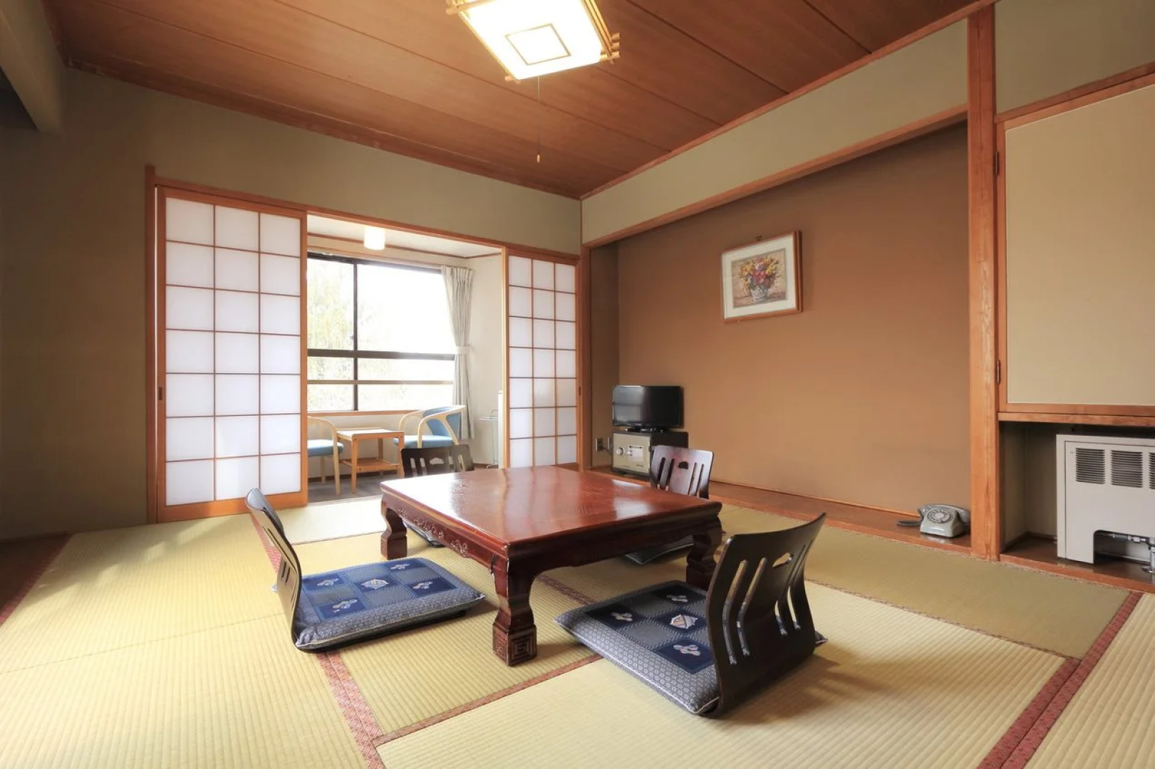 Shirakabako Royal Hill