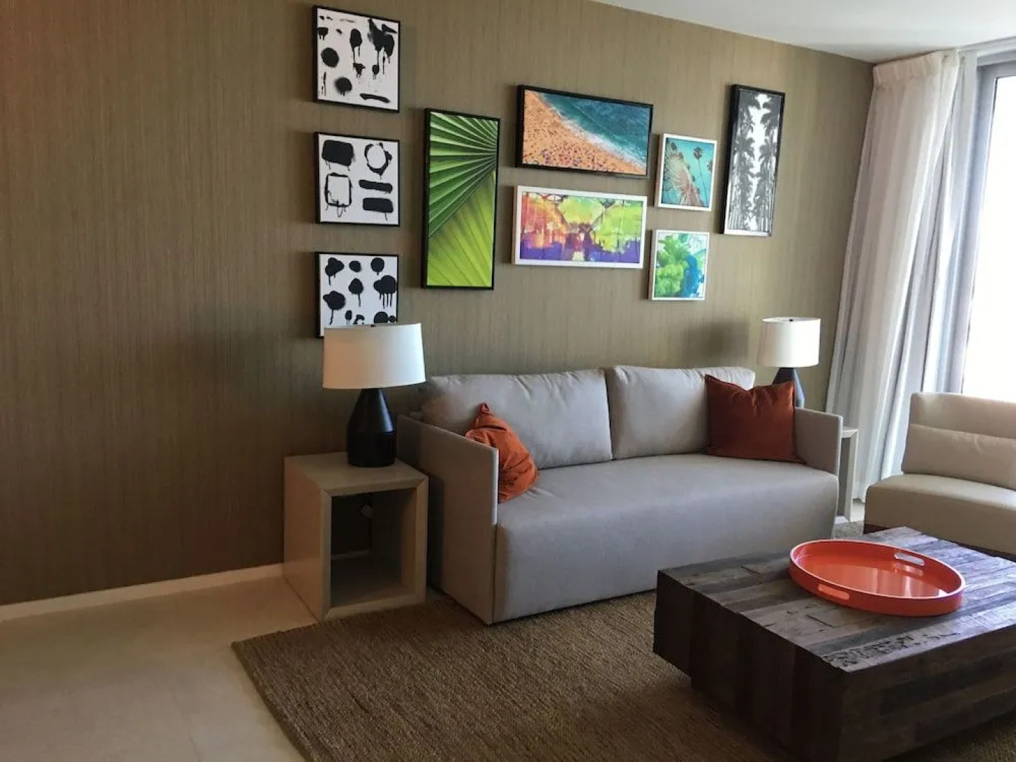 Lyfe Residence Building - Private apts over the beach