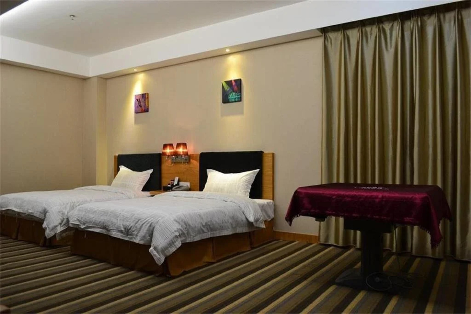 Gangtian Business Hotel