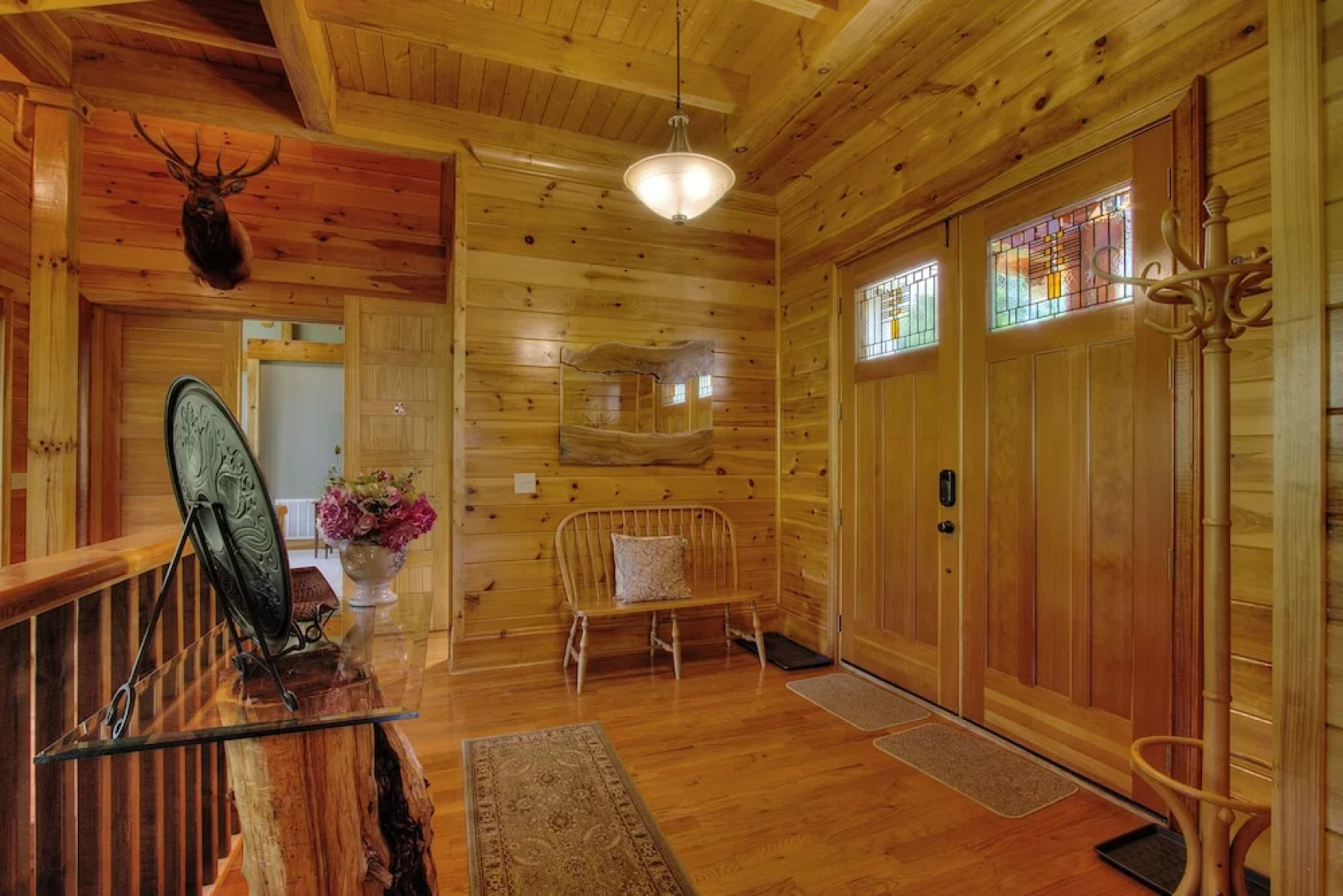 Birds Creek Mansion 650 - Six Bedroom Cabin