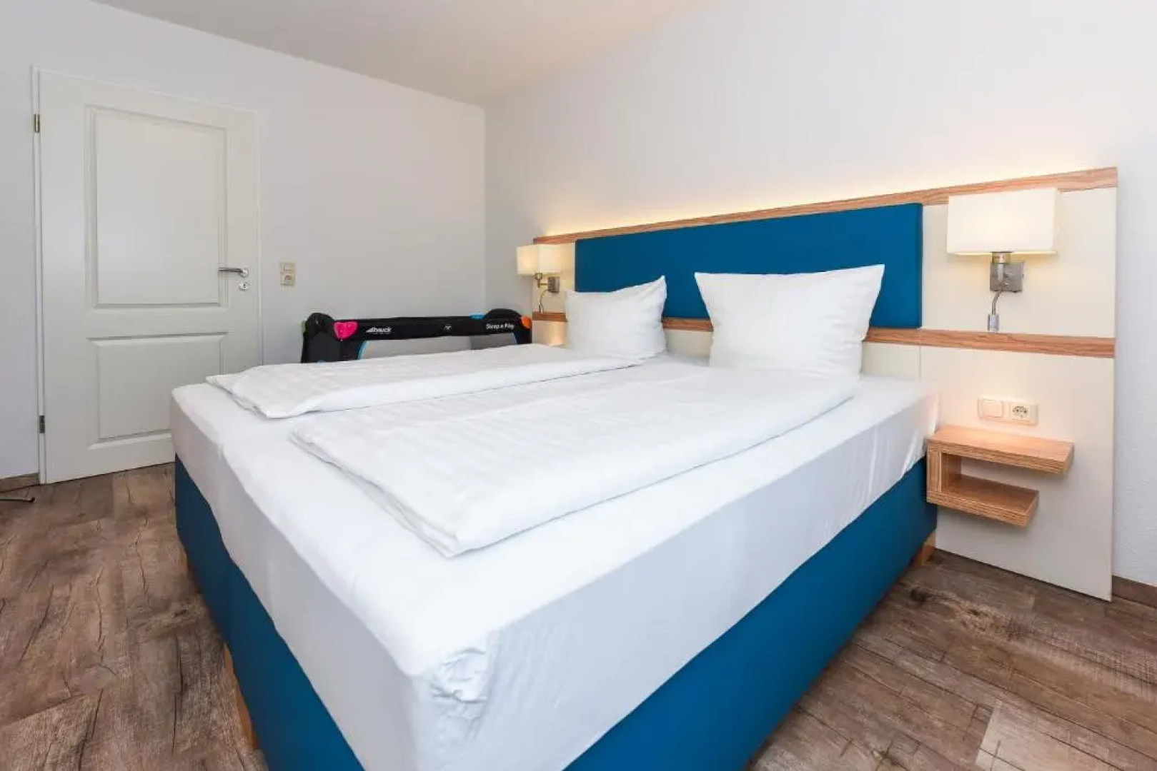 Ferienwohnung Haus zum Seehund mit Pool