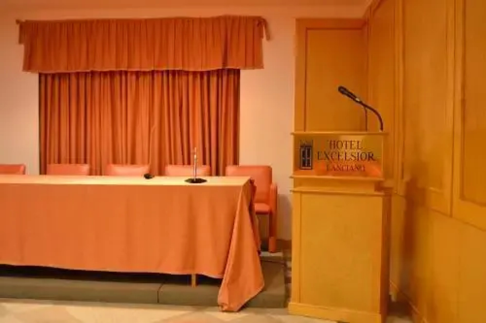 Hotel Excelsior