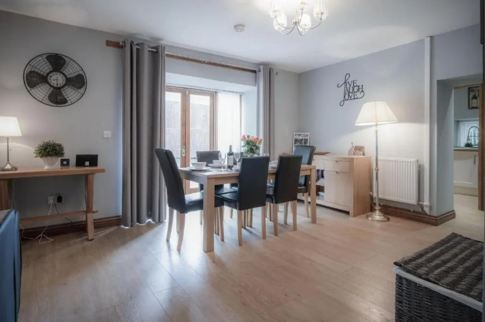 Rose Coach House - 3 Bedroom Cottage - Pendine