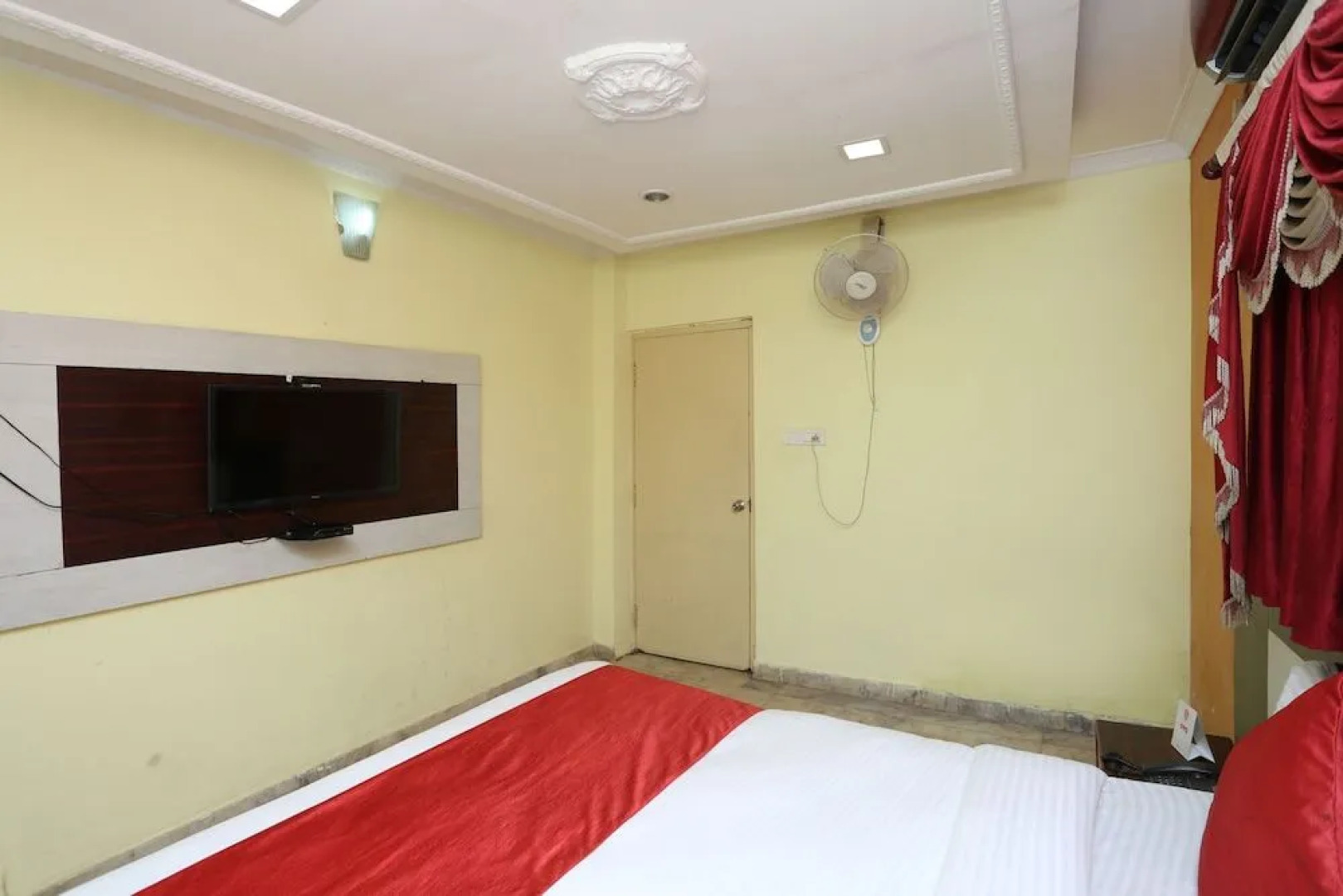 Jaydev Vihar By OYO Rooms