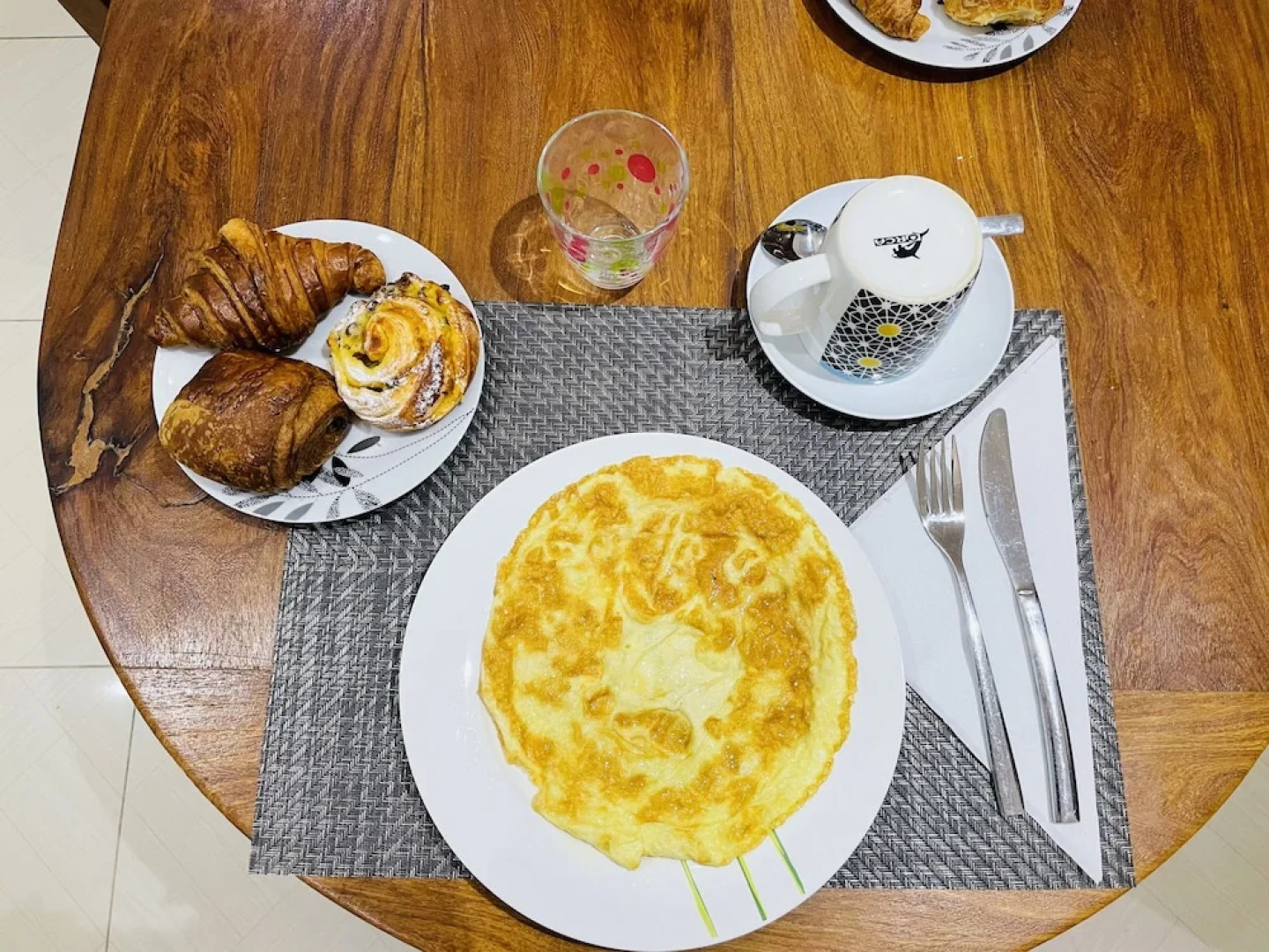 Mam Lovely 2-bed Apartment in Dakar-almadies