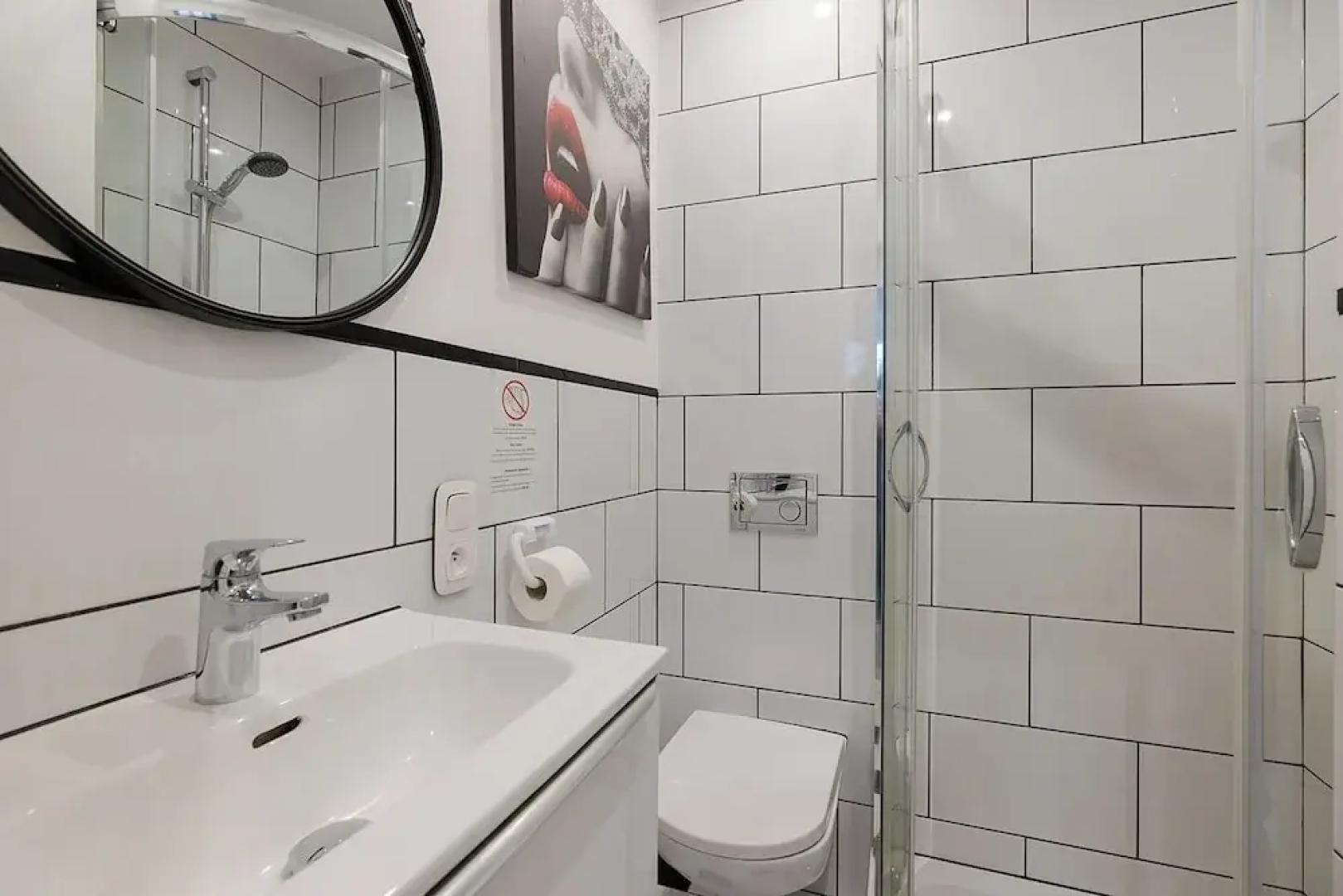 UNIT Warszawa Centrum Room by Metro Rondo ONZ