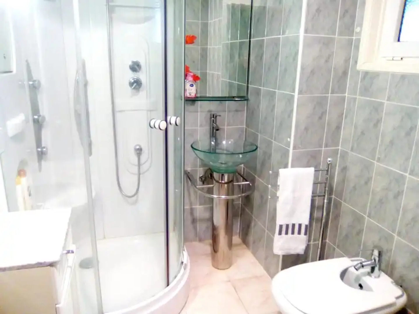 House With 4 Bedrooms in Corroios, With Pool Access, Enclosed Garden a