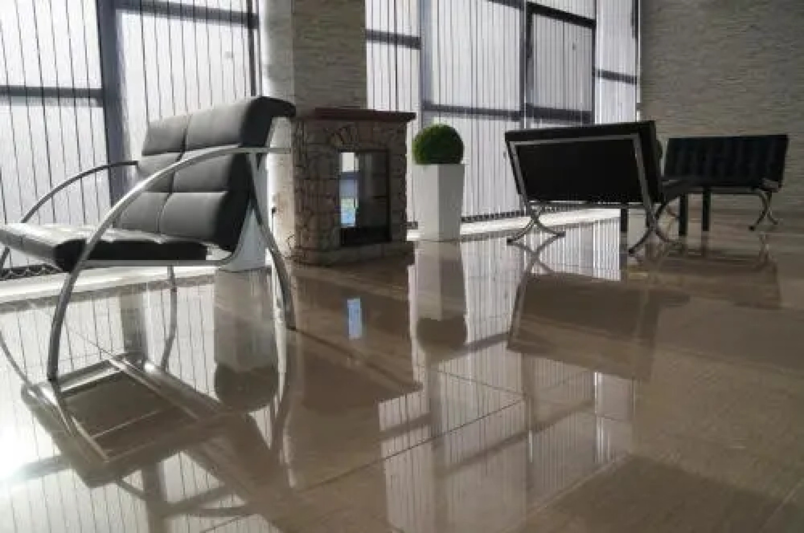 На Лихачева