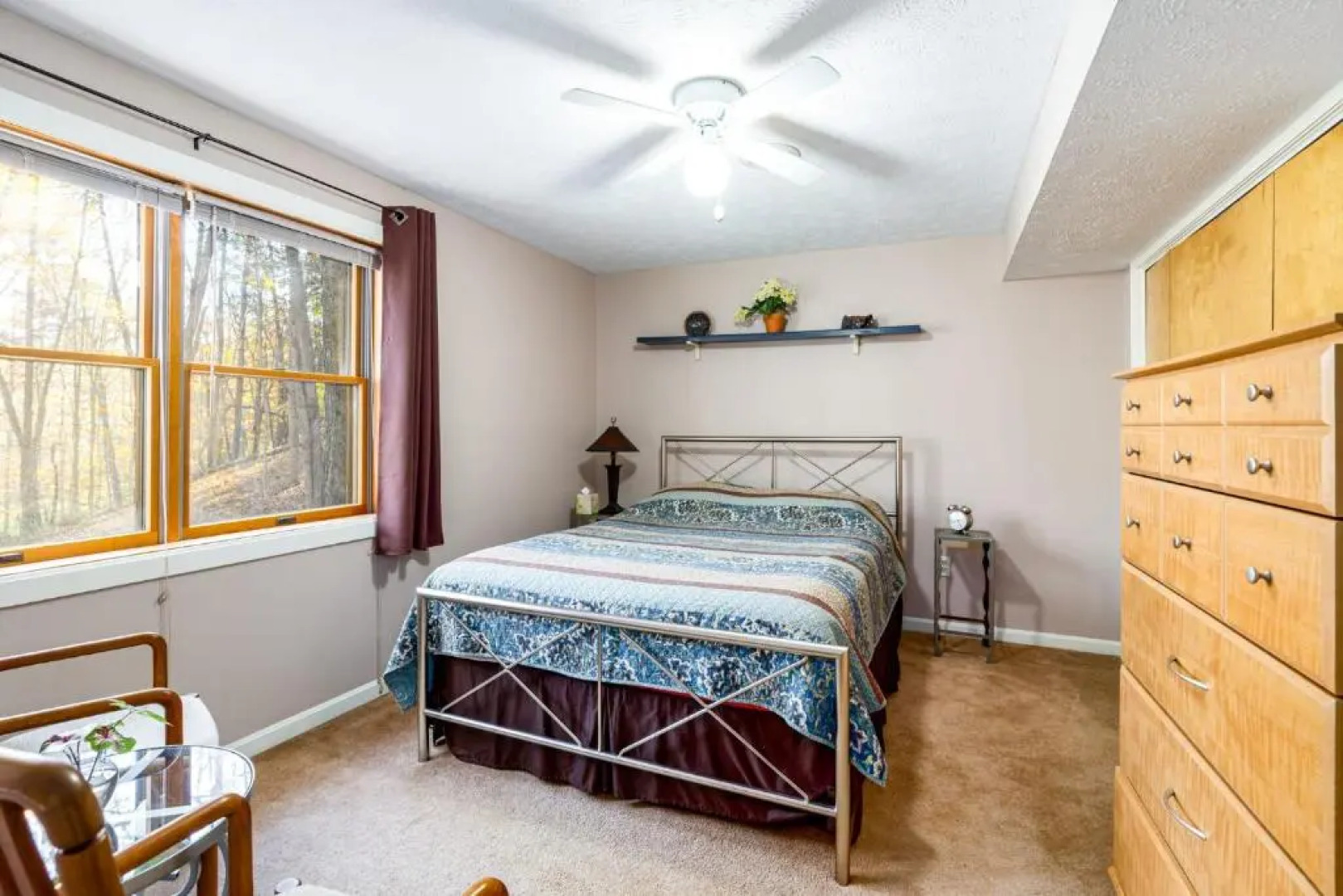 Private Creek, Hot Tub, Huge Deck at Chalet Cabin