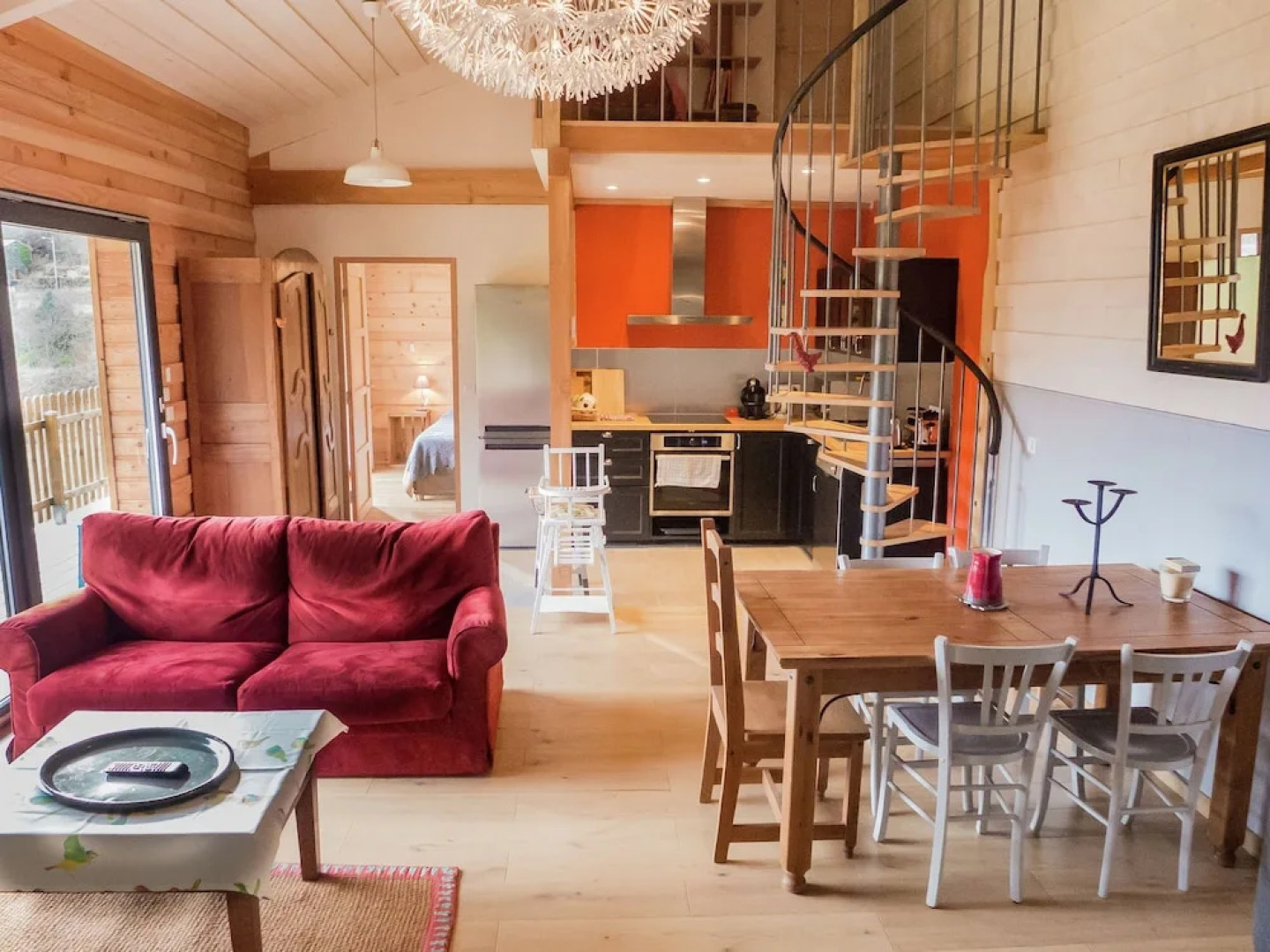 Cozy Holiday Home in Saint-privat-d'allier Near River