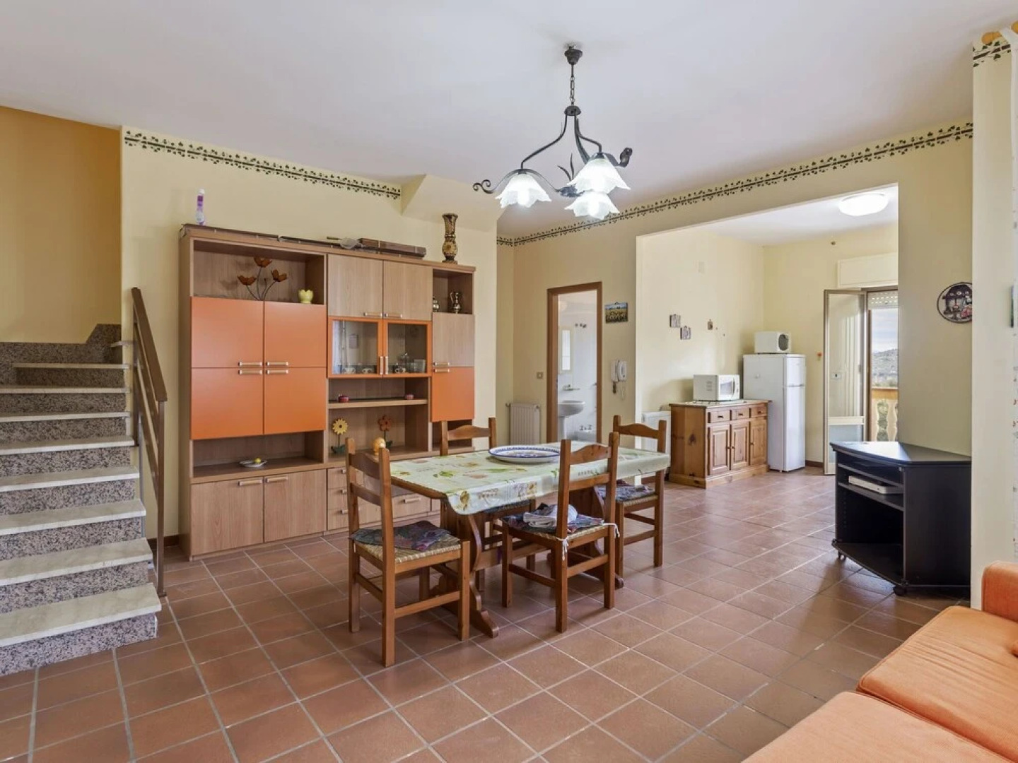 Valley-View Villa in Trabia with Swimming Pool