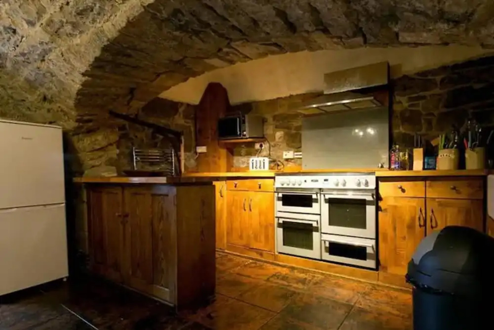 The Manor at Plane Castle - Sleeps 8 - Pets Ok