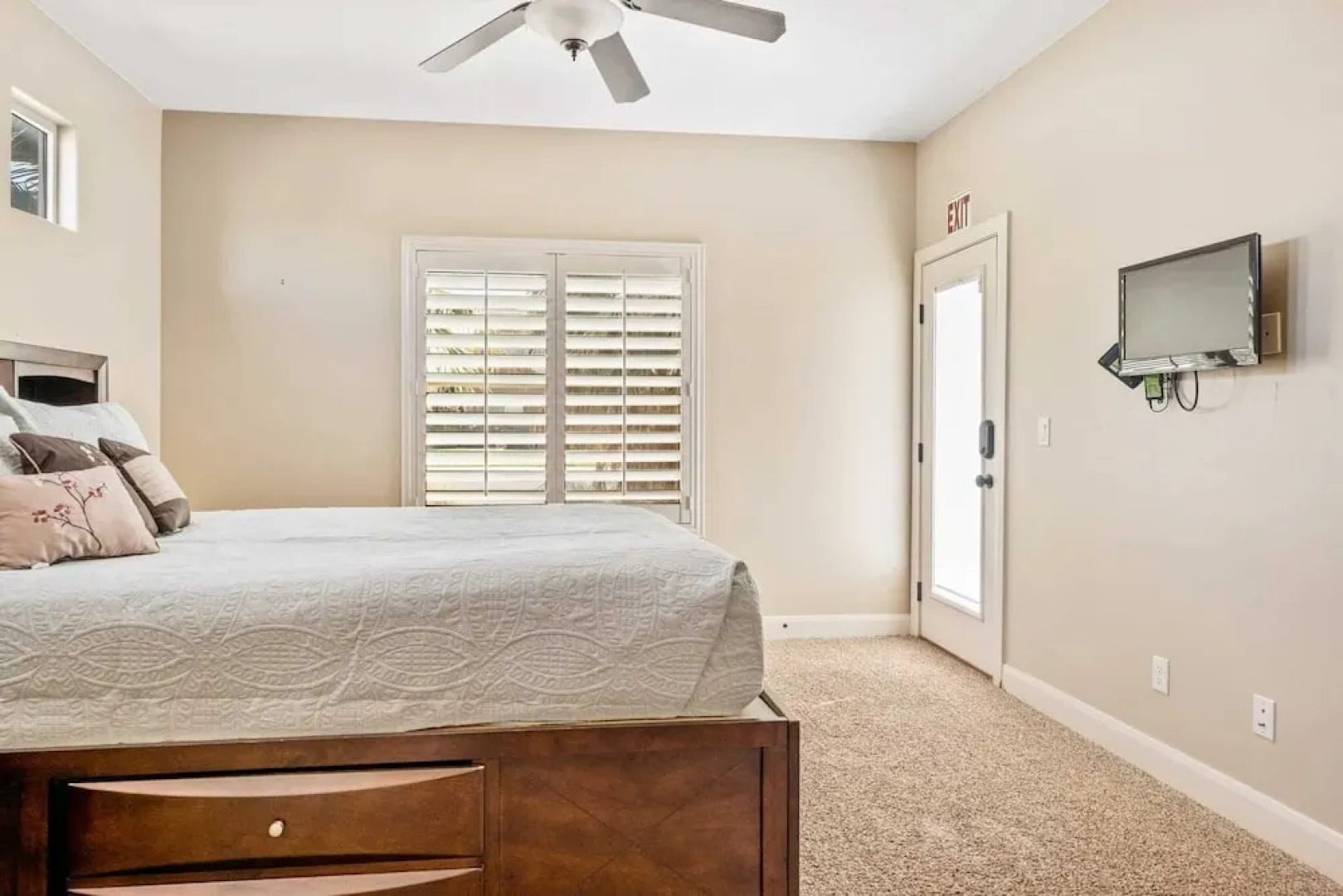 Escondido by RedAwning