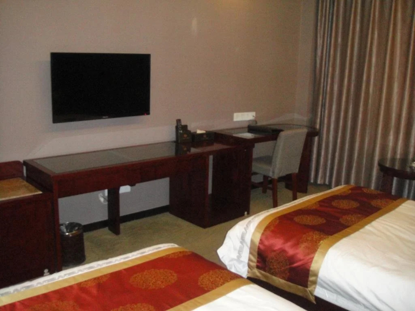 Dunhuang Han Tang Hotel