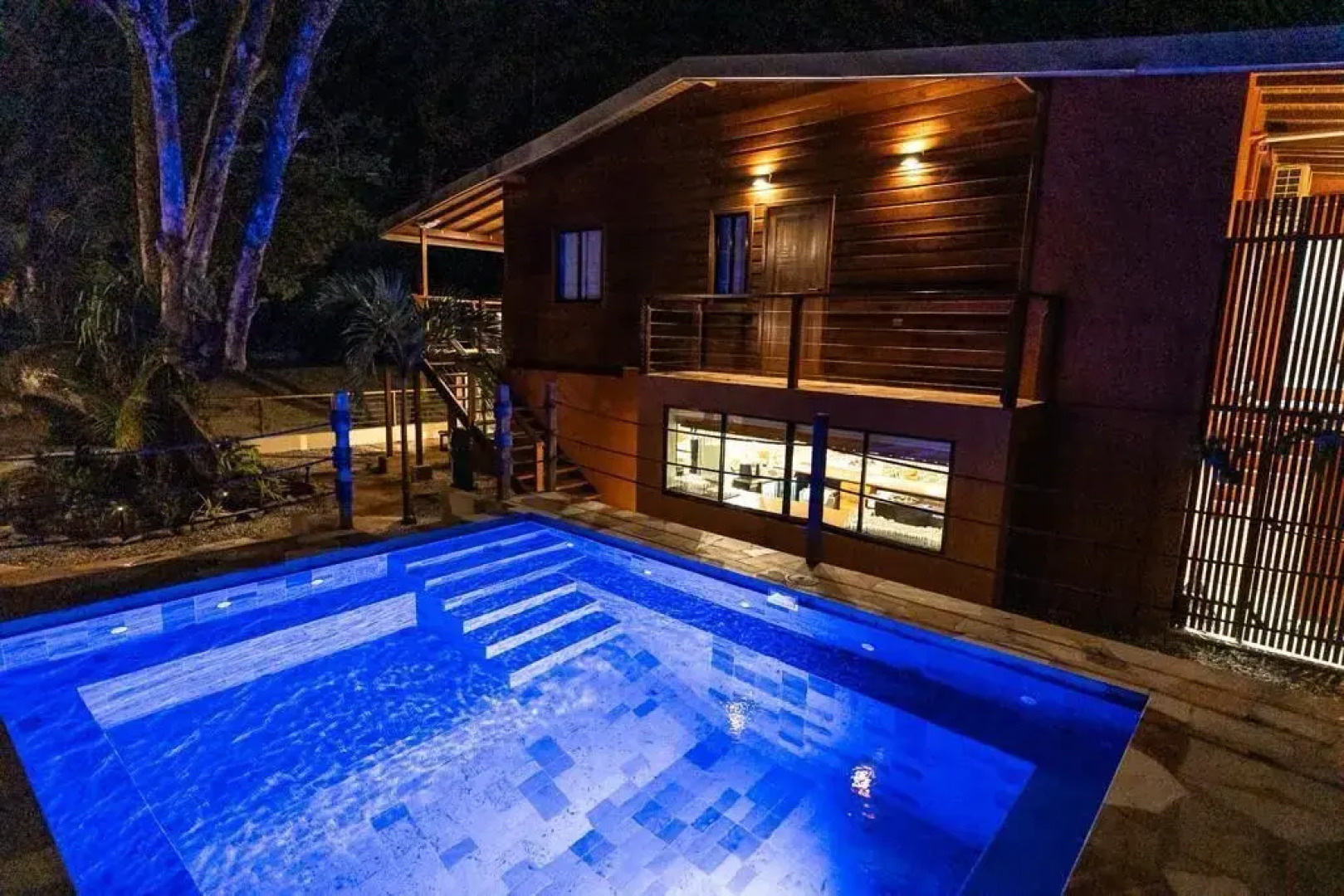 Mt. Plaisir Estate Hotel