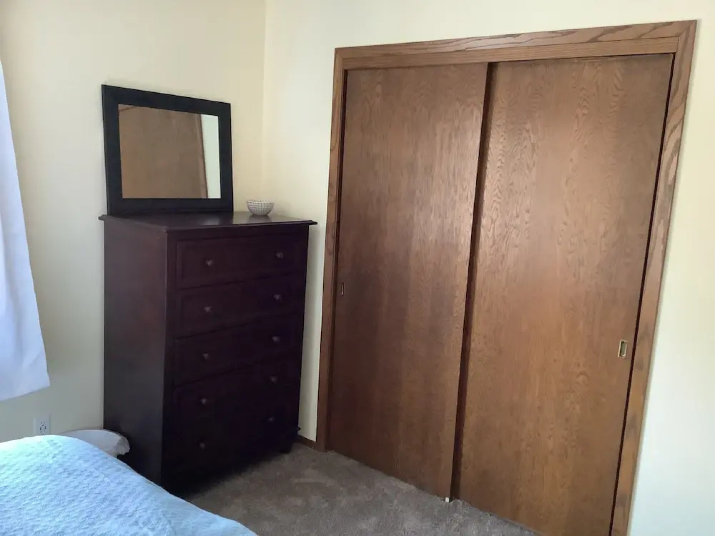 Amazing Hideaway - Short Walk To Hoyt Park! 3 Bedroom Townhouse by Redawning