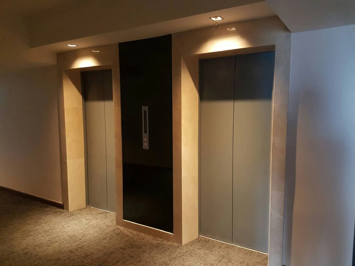 Louis' Tavern Hotel Don Muang