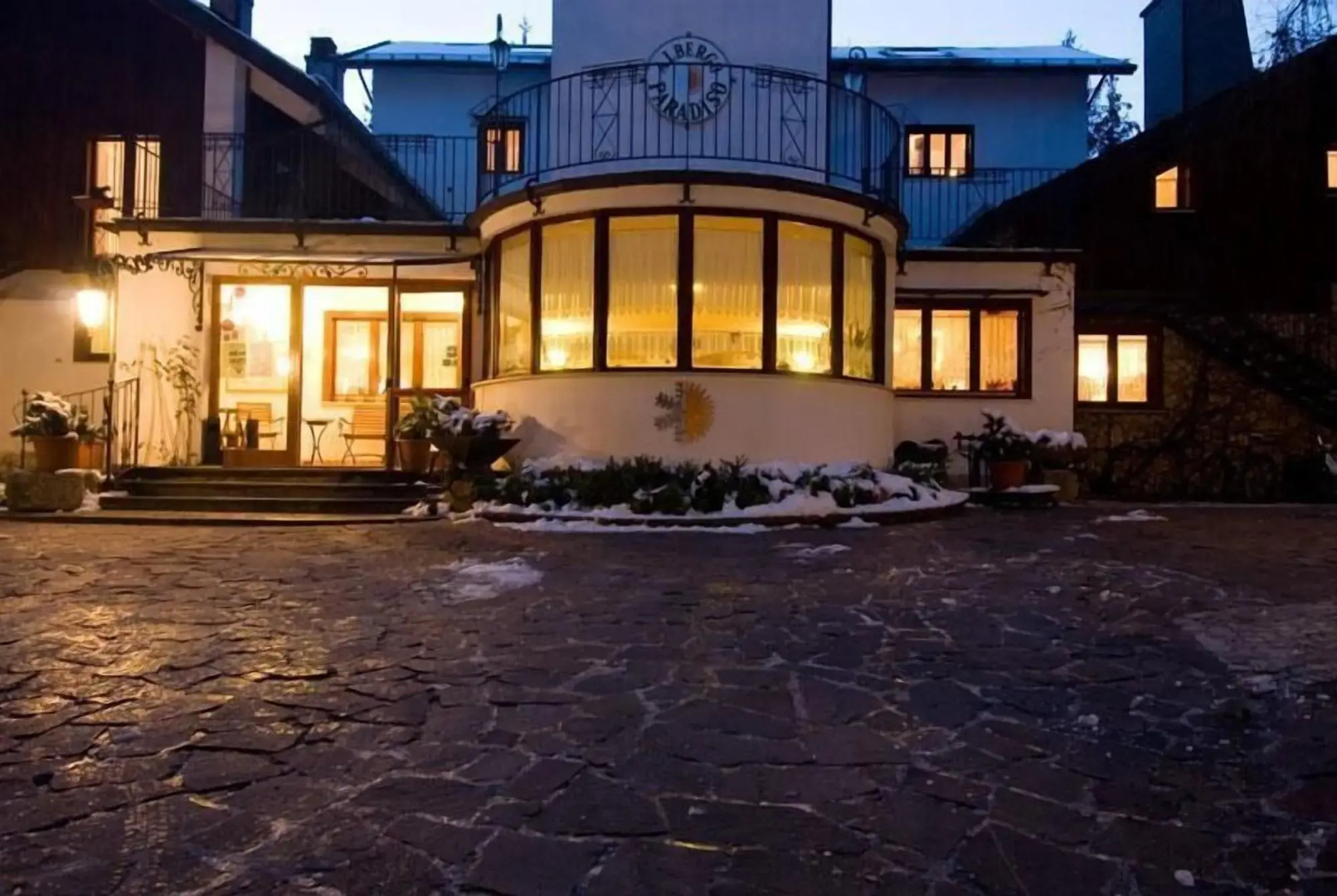 LH Hotel Paradiso