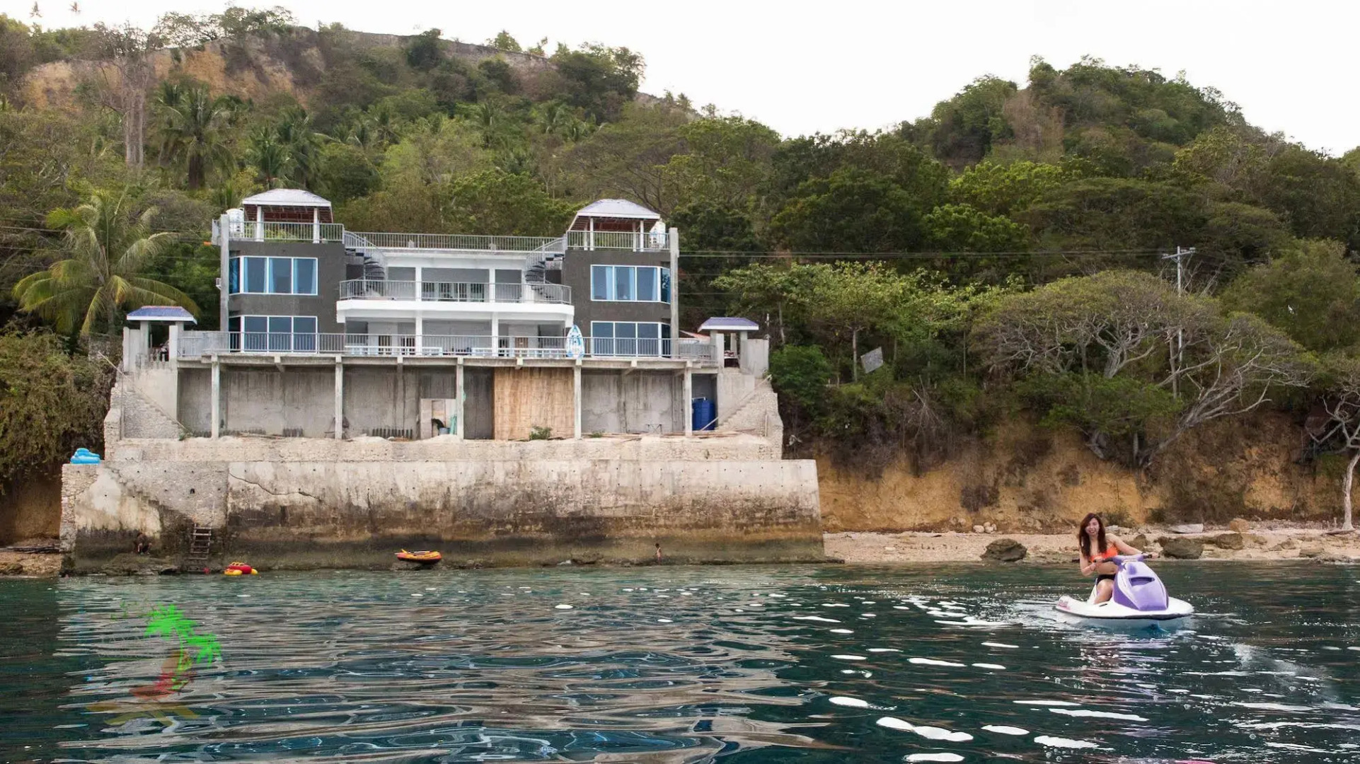 Jaynet Oceanview Resort