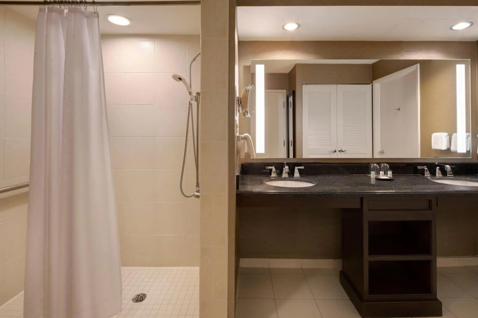 Sheraton® Suites Fort Lauderdale West