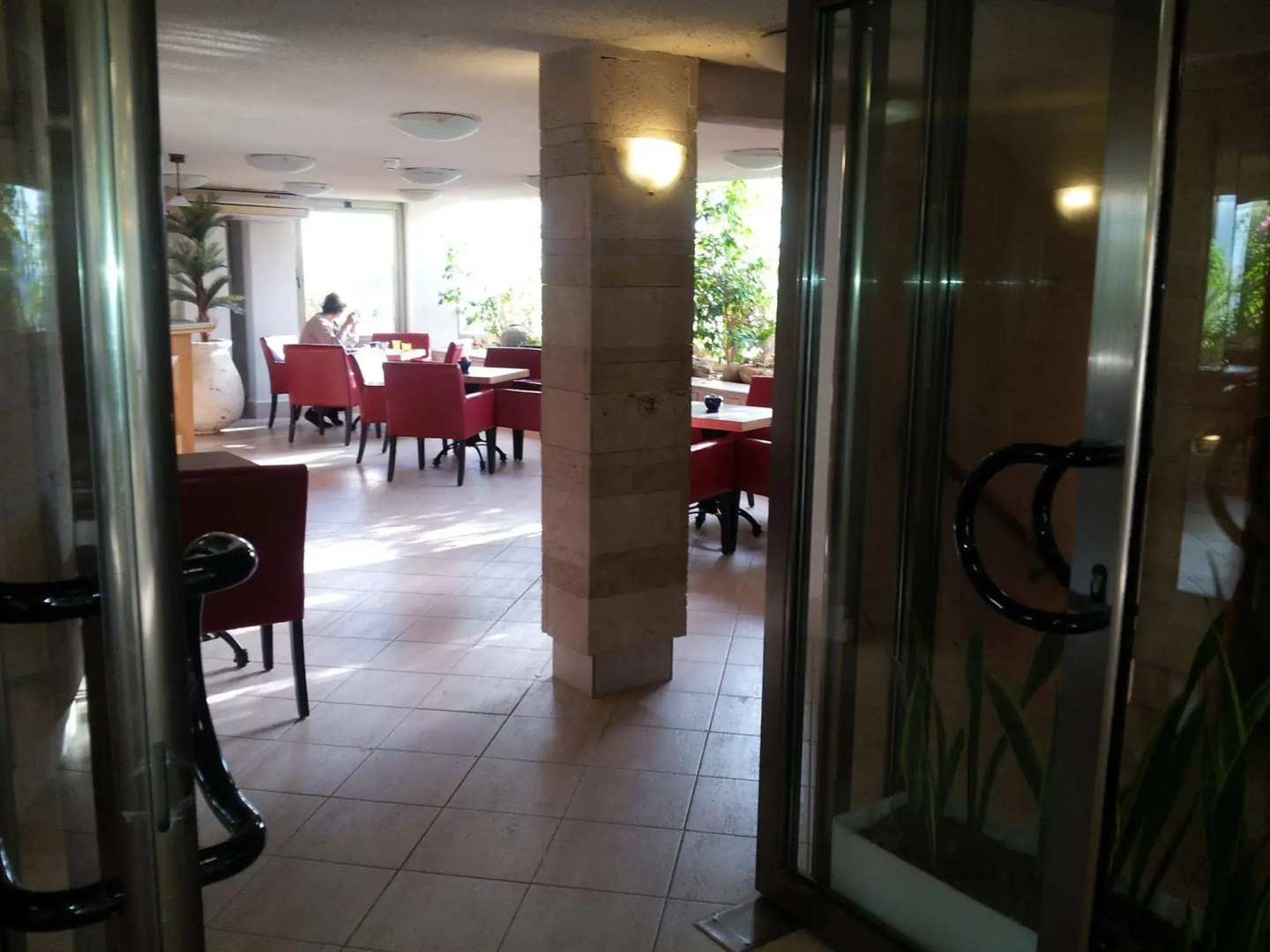 Hotel Marom