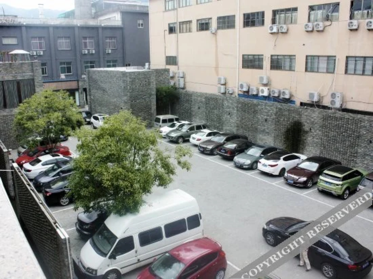 Bainian Shangting Boutique Hotel