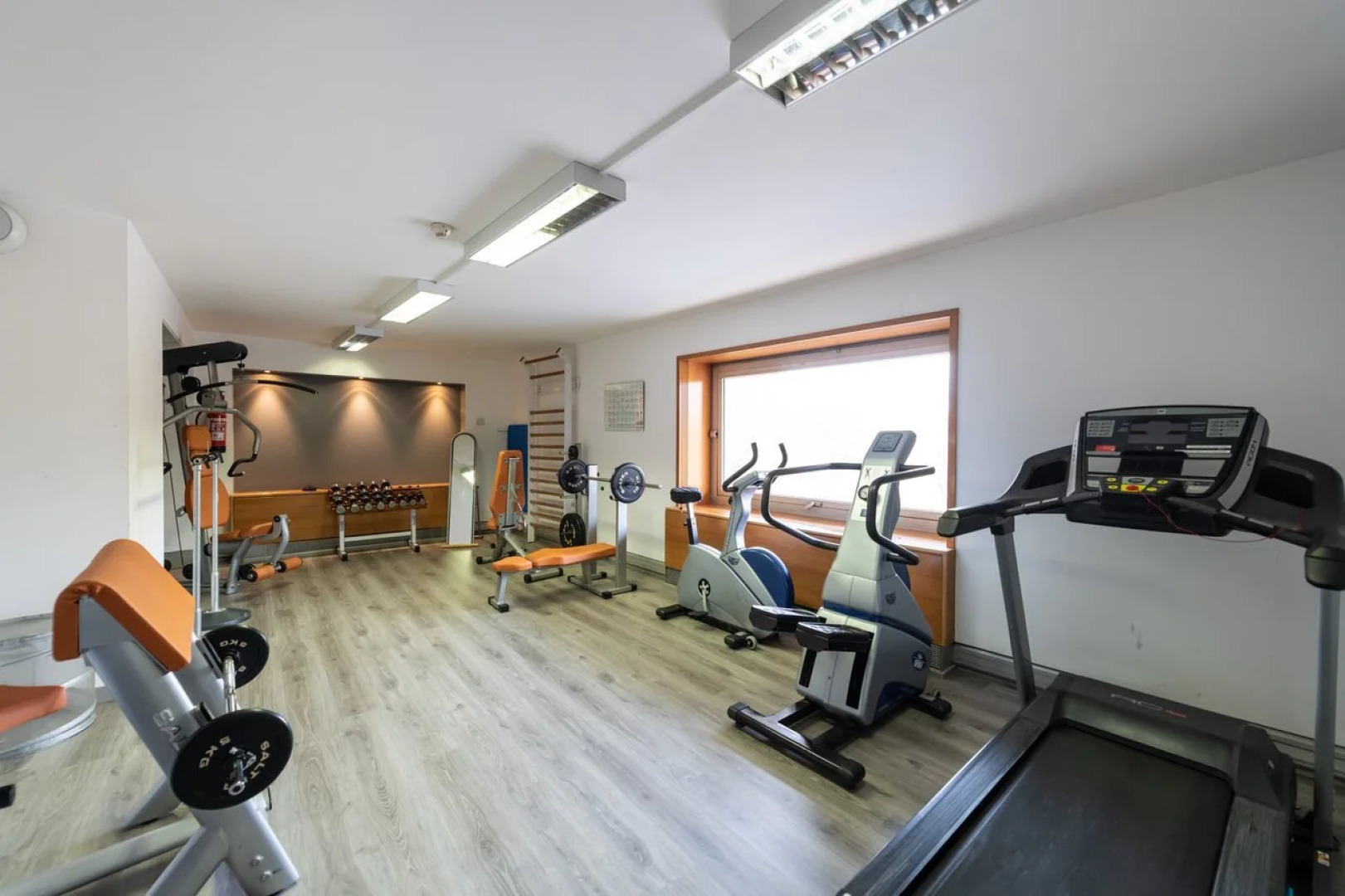 Aparthotel Atenea Valles