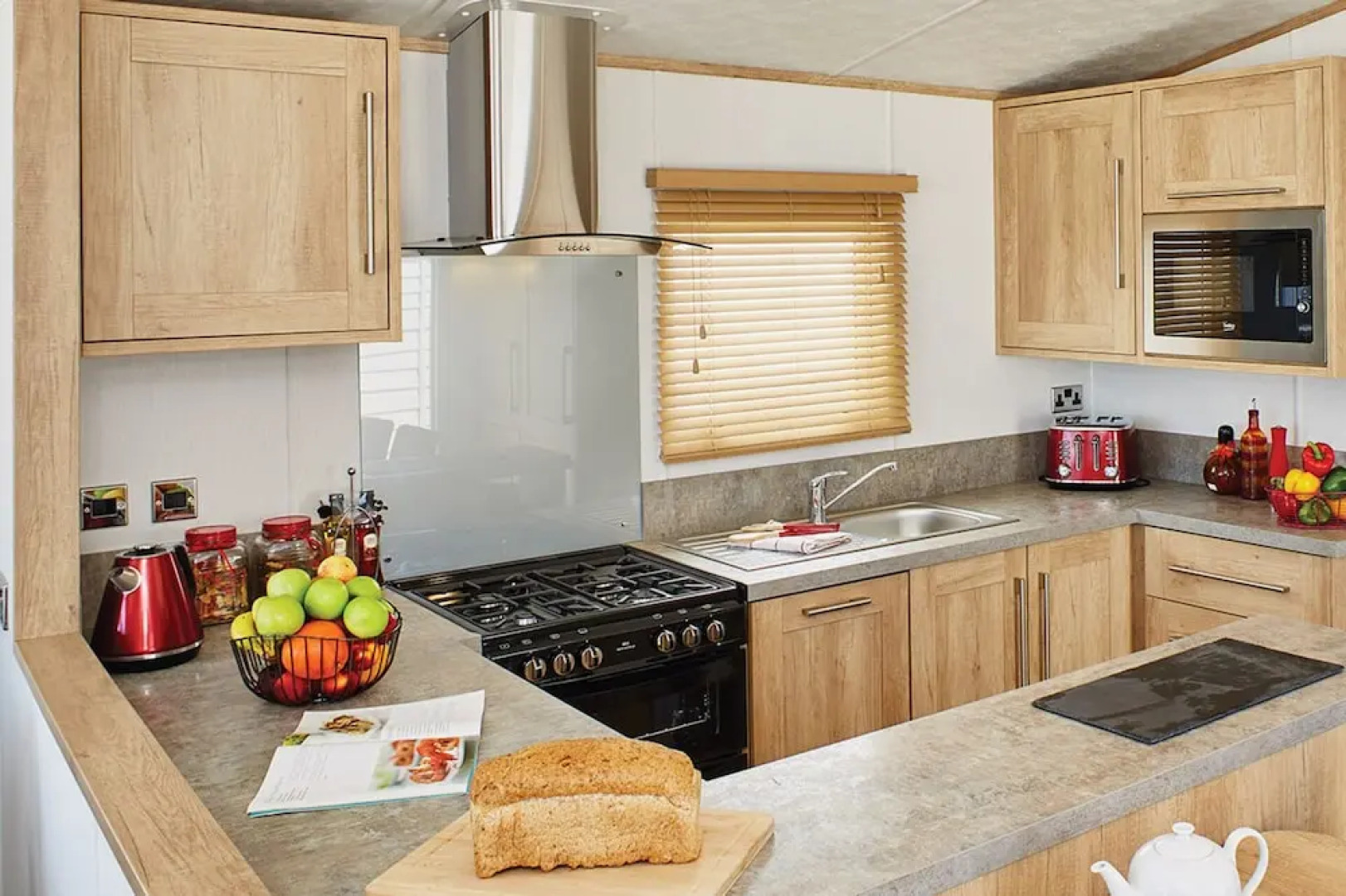 Carnaby 23 3 Bedroom Lodge With Hot tub