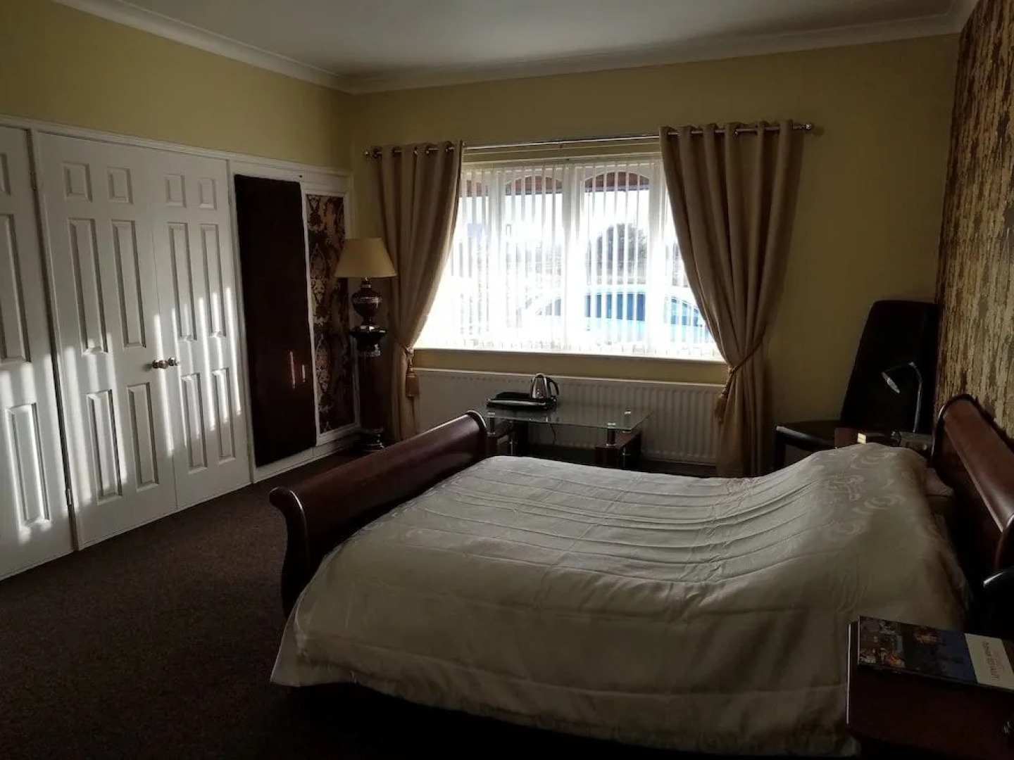 The Mayfair Lodge  Family Suite