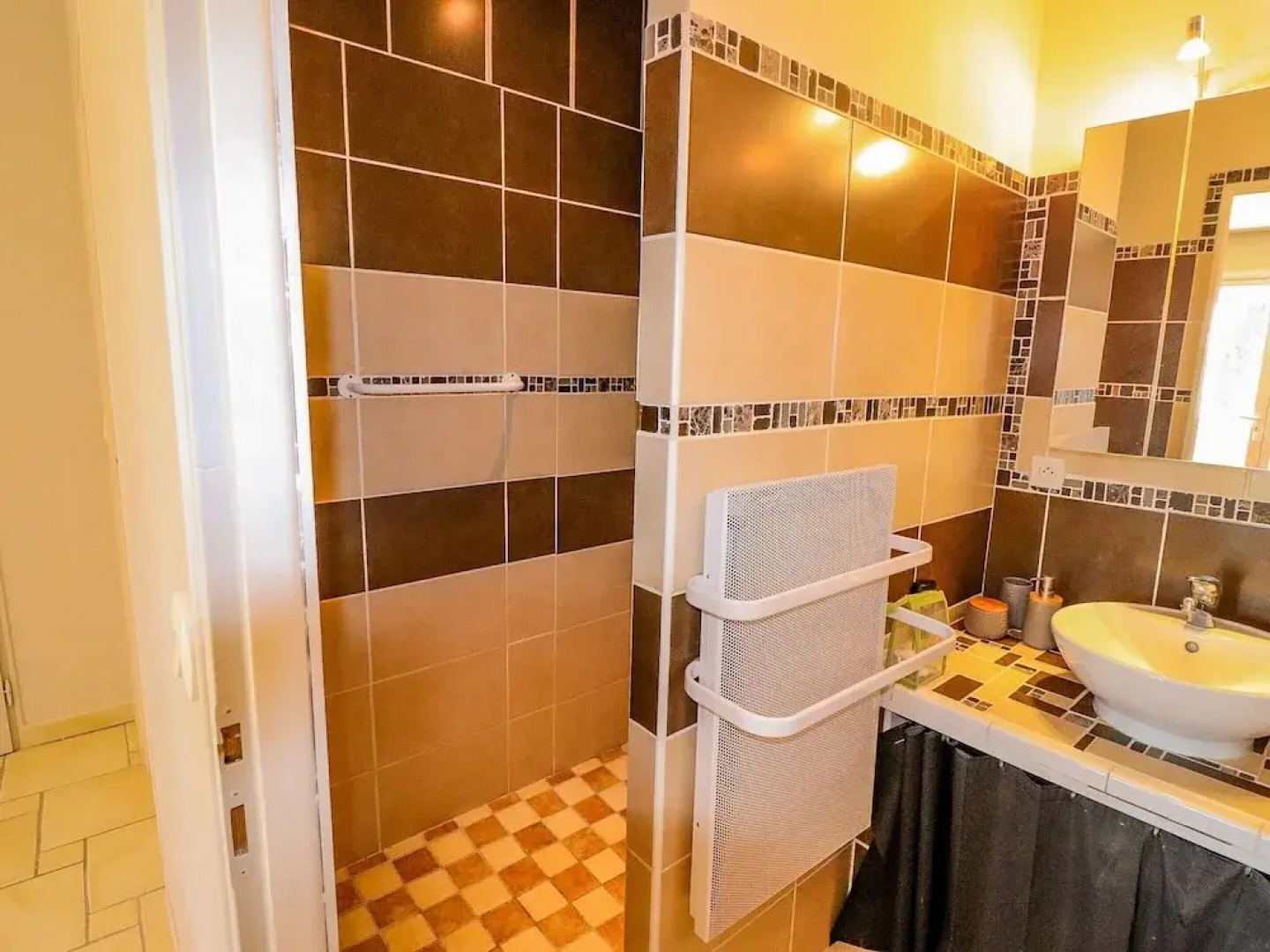 Luxury Property With Private Pool