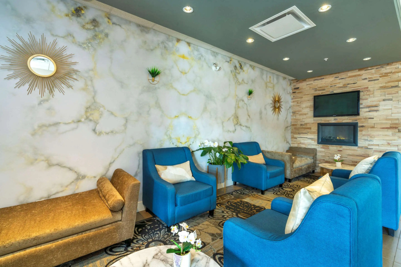 Comfort Inn Surrey Hotel