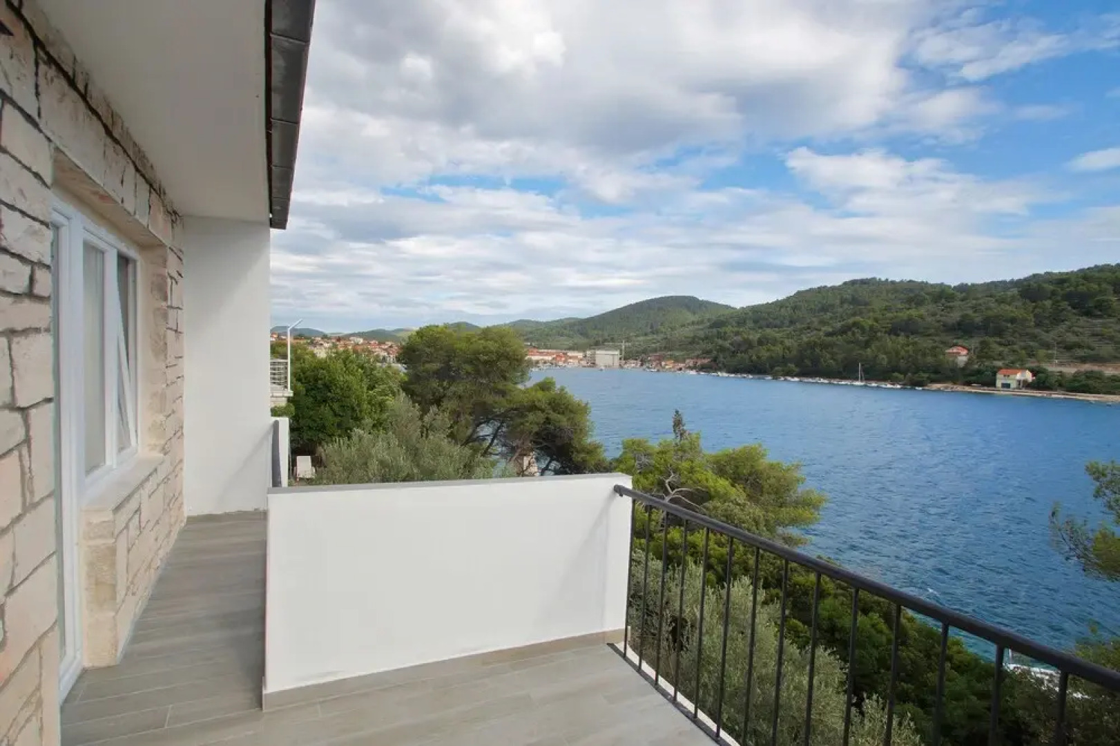 Apartment in Tri Porte (Potirna) with sea view, terrace, air conditioning, WiFi (39-2)