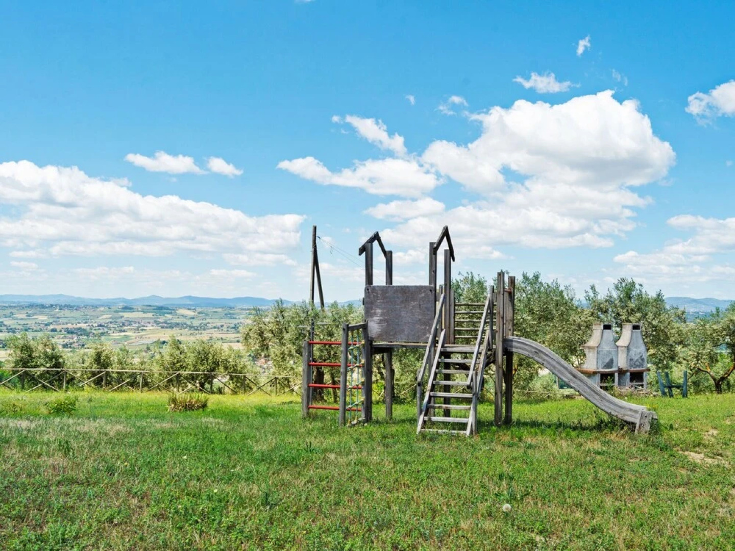 Scenic Holiday Home in Torgiano With Swimming Pool