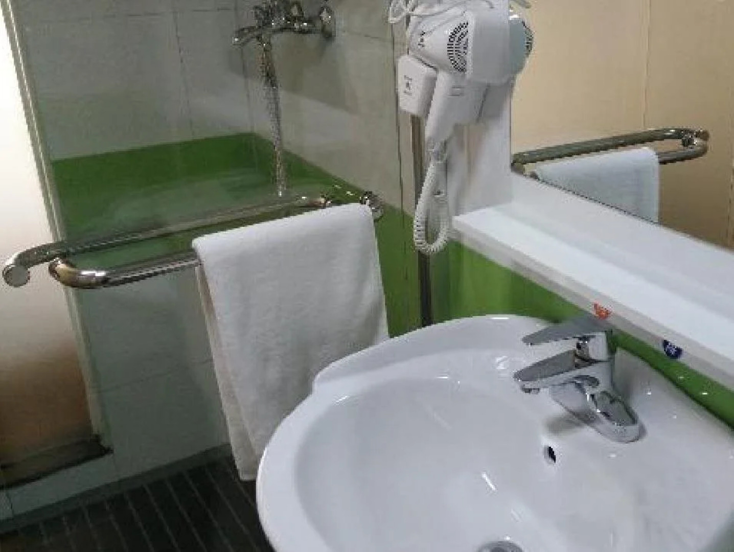 7 Days Inn Chongqing Dianjiang Changan New Culture City