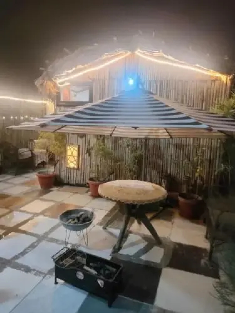Urban Homestay-Boys Only