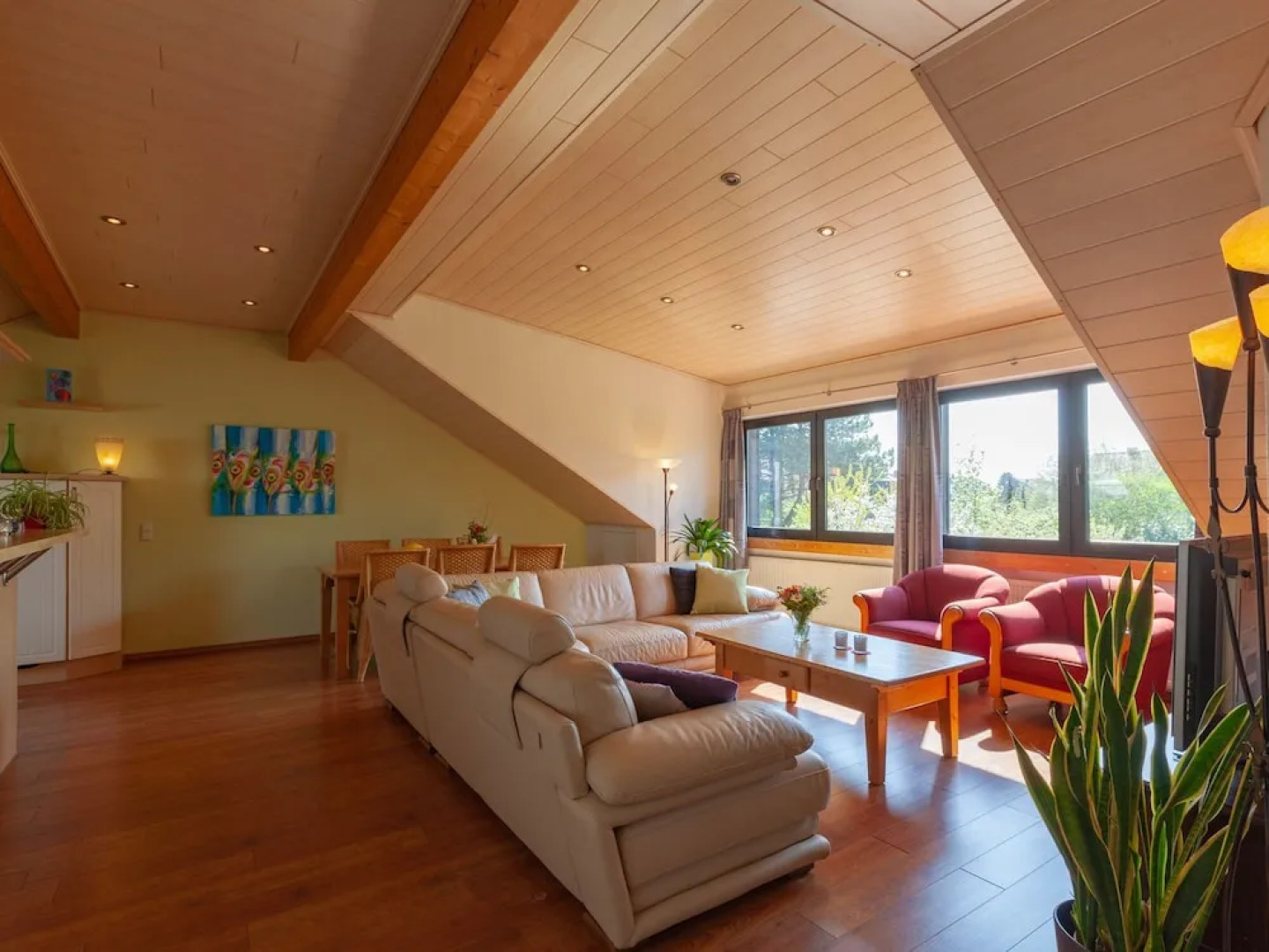 Large Apartment with Private Terrace near Kleve & Goch