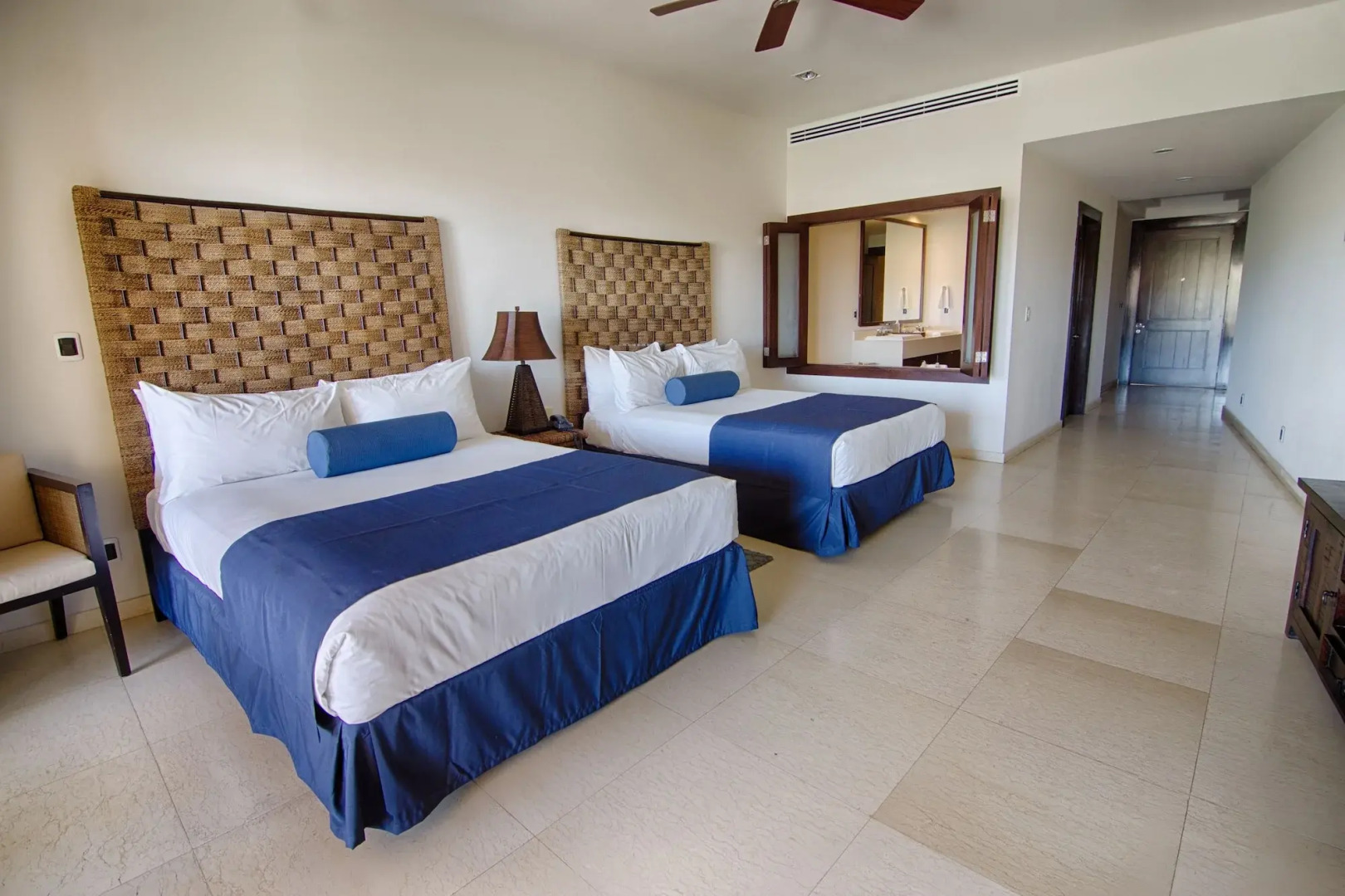 Puerta Cortes Residences