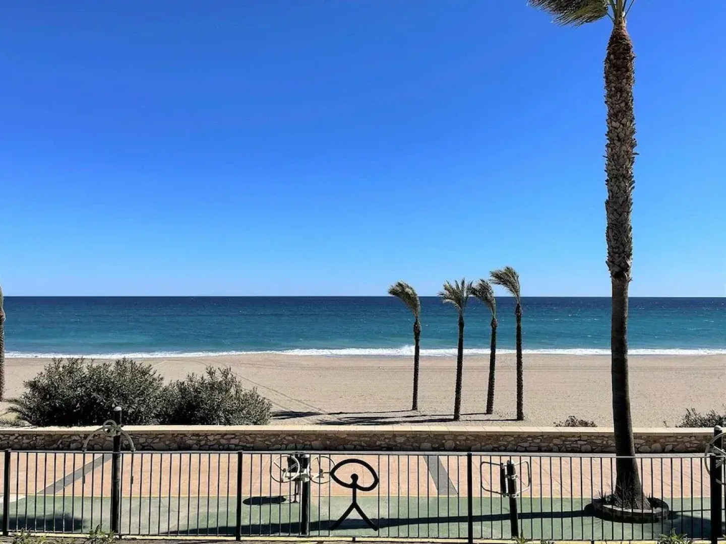 Belvilla by OYO Apartamento Moja!car