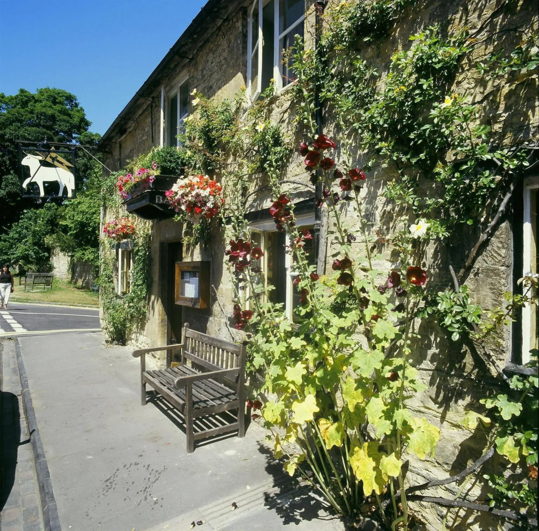 The Lamb Inn