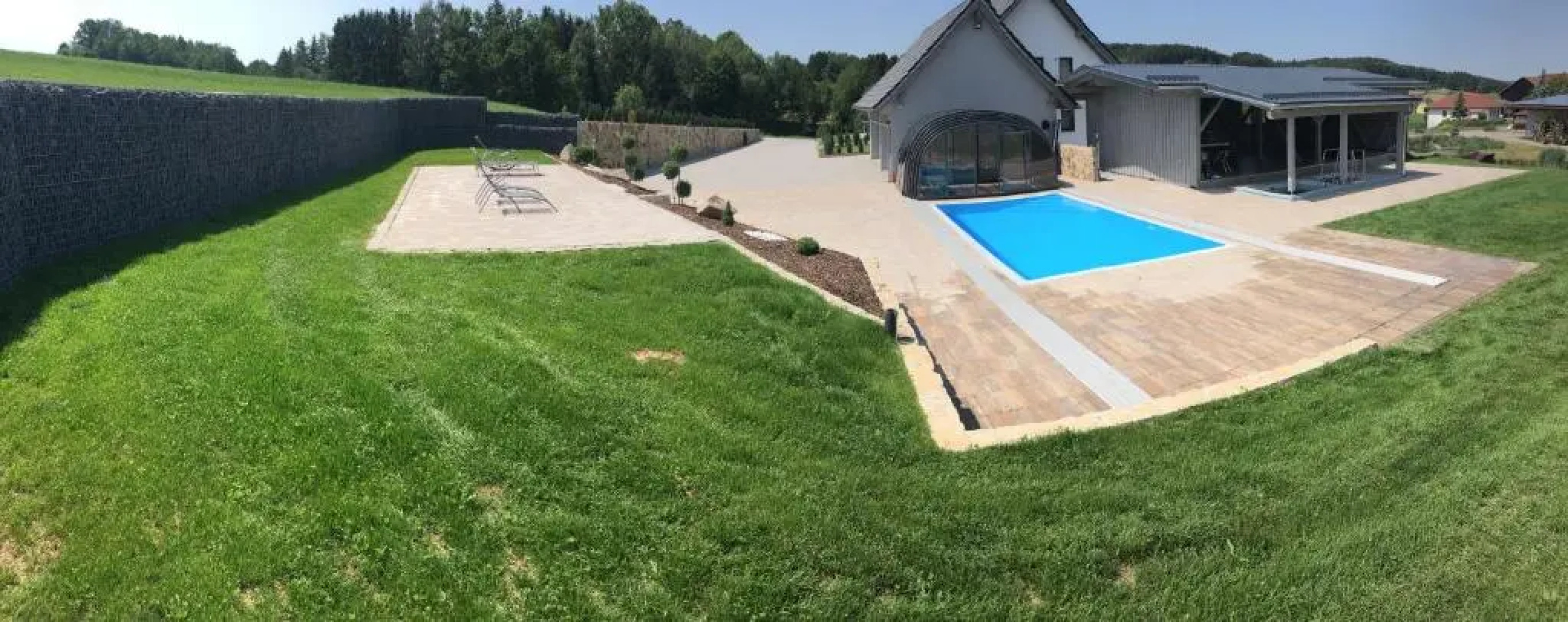 Landhaus Ferienwohnungen mit Pool und Wellness