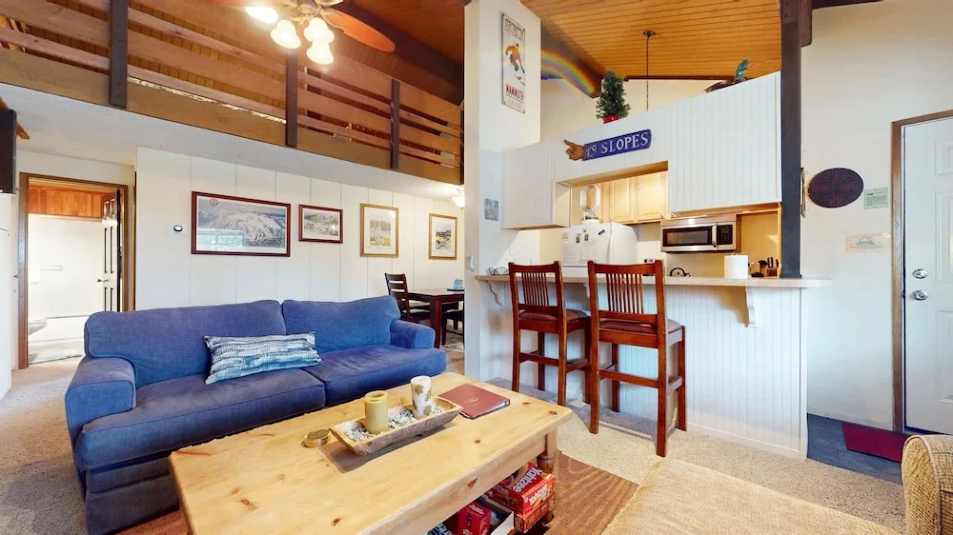 Sierra Manors 75 Cozy and Comfy Condo, On the Shuttle Route by Redawning