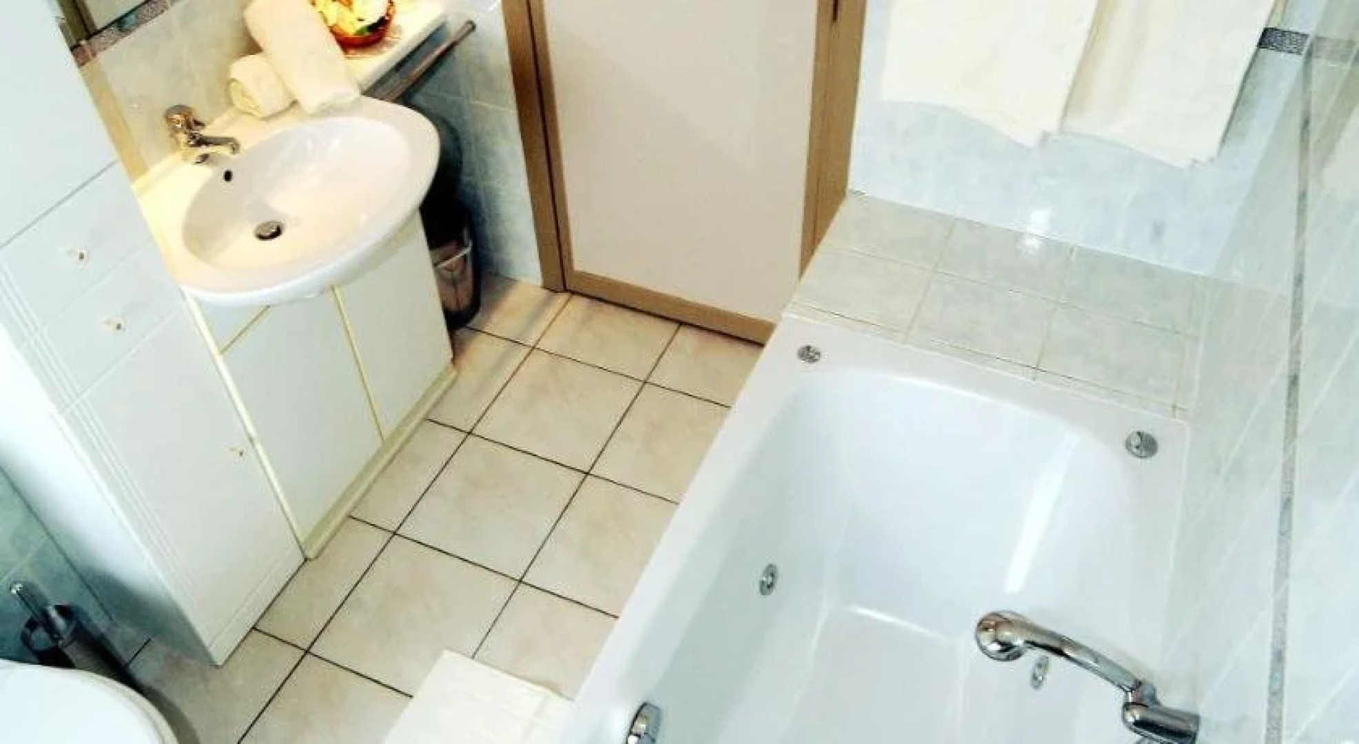 Hôtel Le Saint Loup