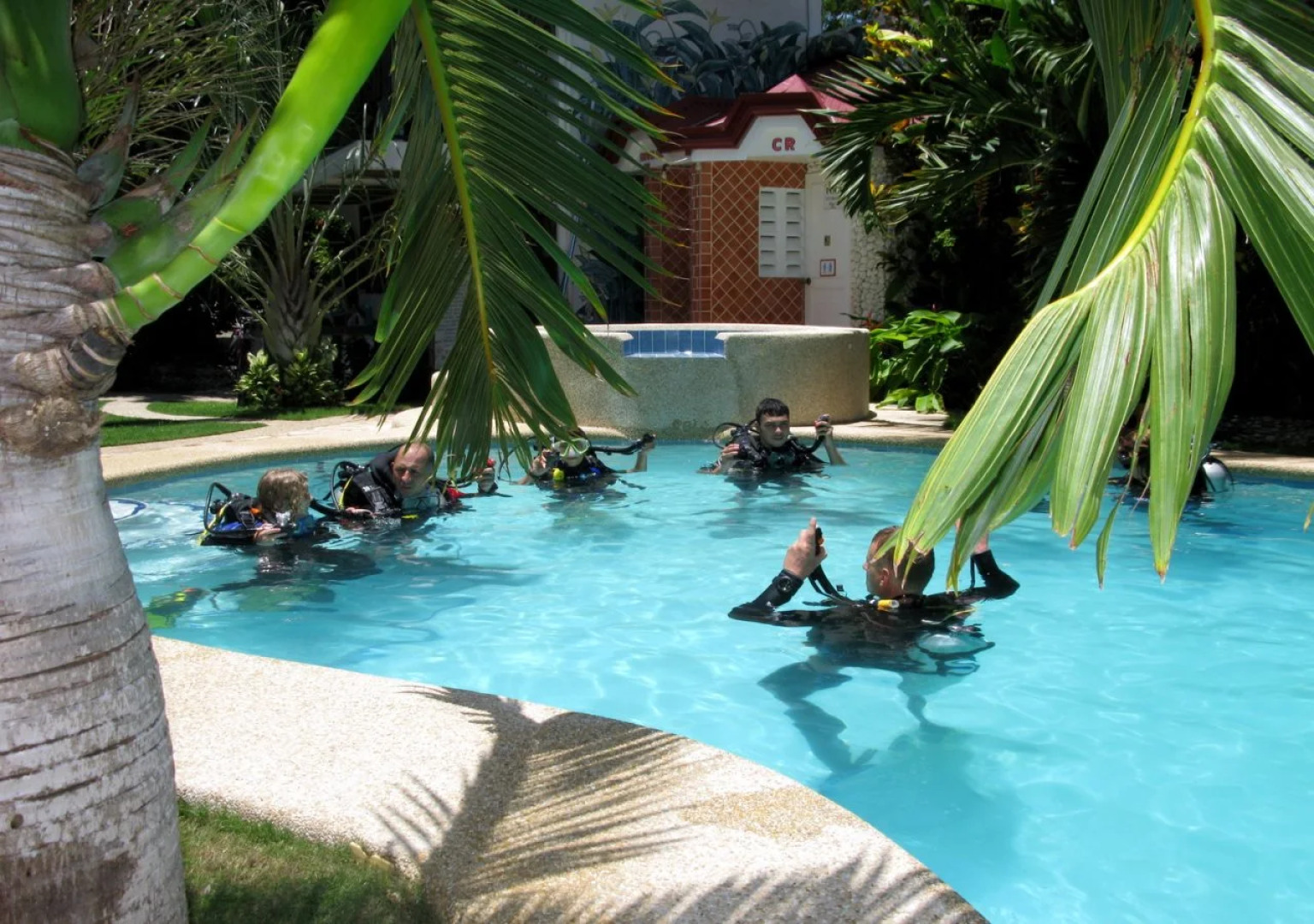 Love's Beach and Dive Resort