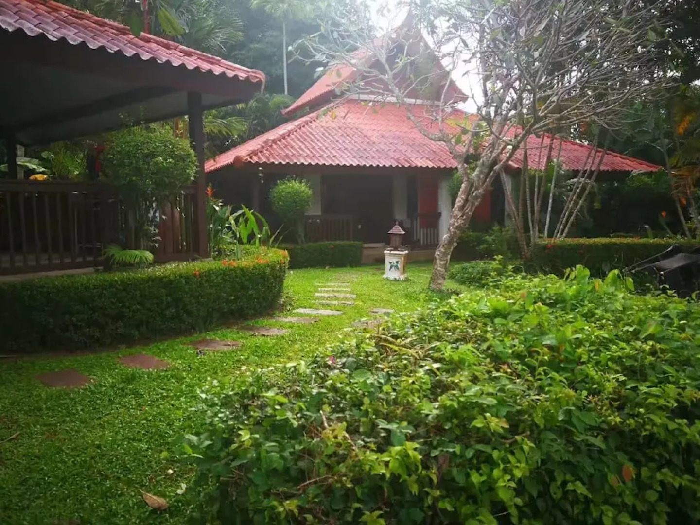 Dasein Chalong Bay Hotel