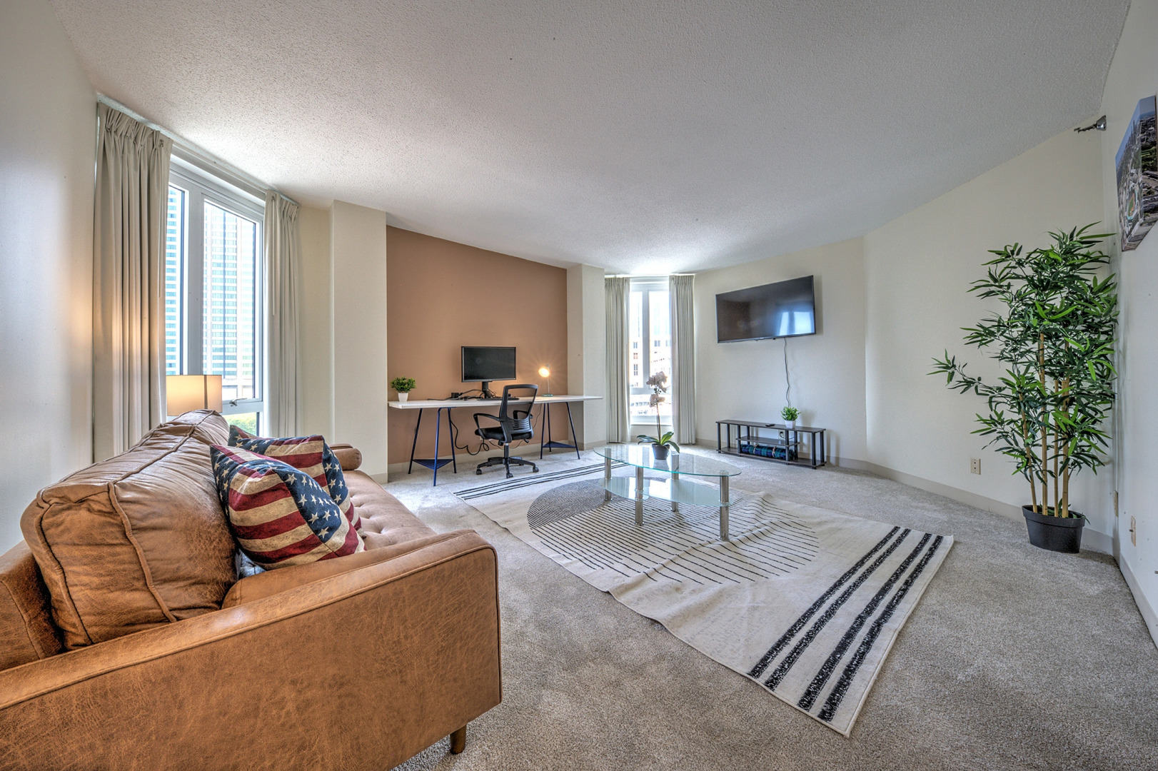 Outstanding 2 Bed Apt in Heart of Back Bay!