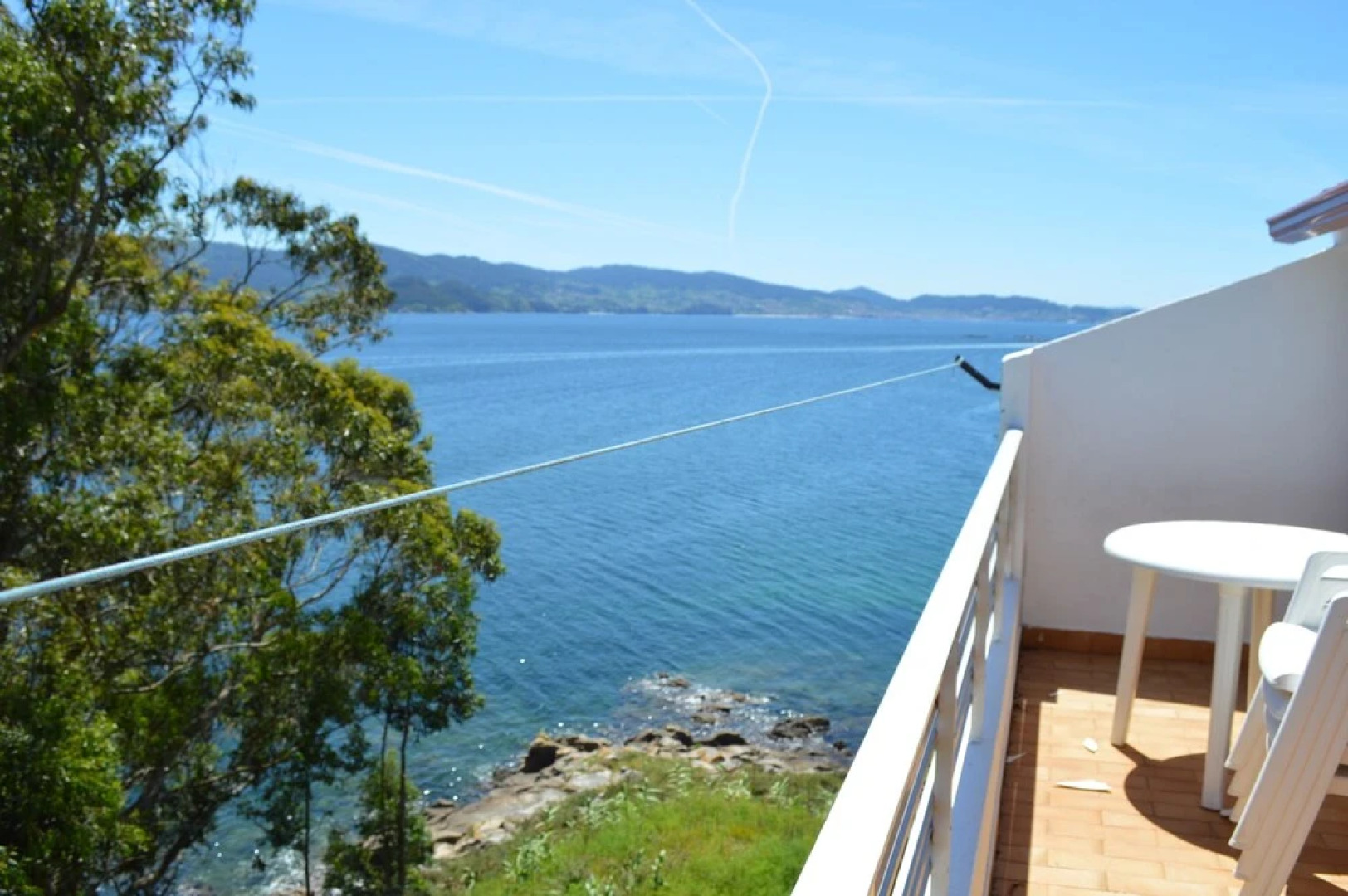 Apartamentos Sinás Playa