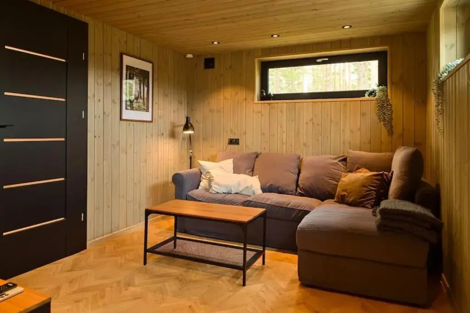 Skogly - Ny stor hytte, Unike Finnskogen