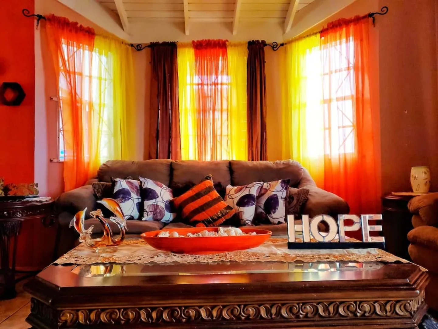 2 Bed-sleeps 4-gated Community-5 Min Town Centre