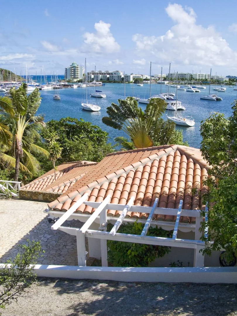 Villa Coralita 4 Br villa by RedAwning